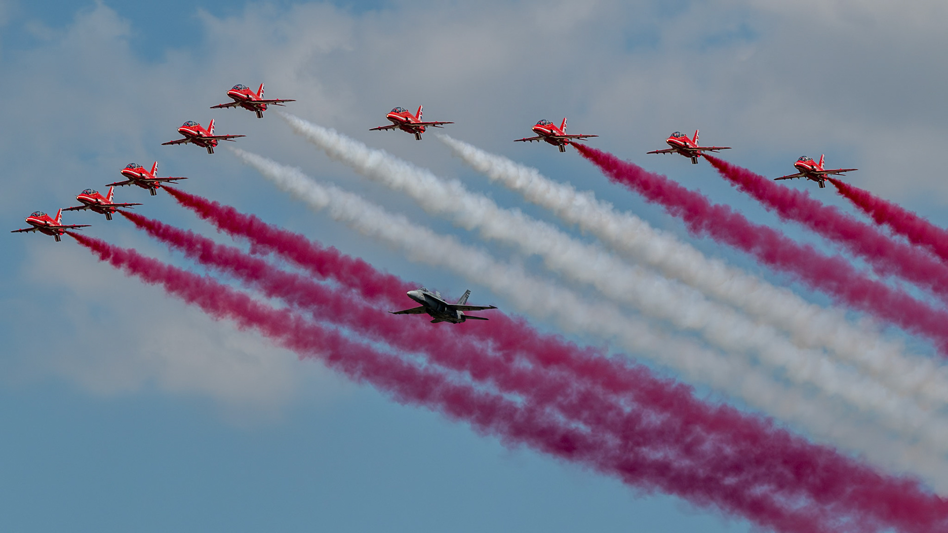 1/2000 sec · f/8.0 · ISO 320 · 180 mm