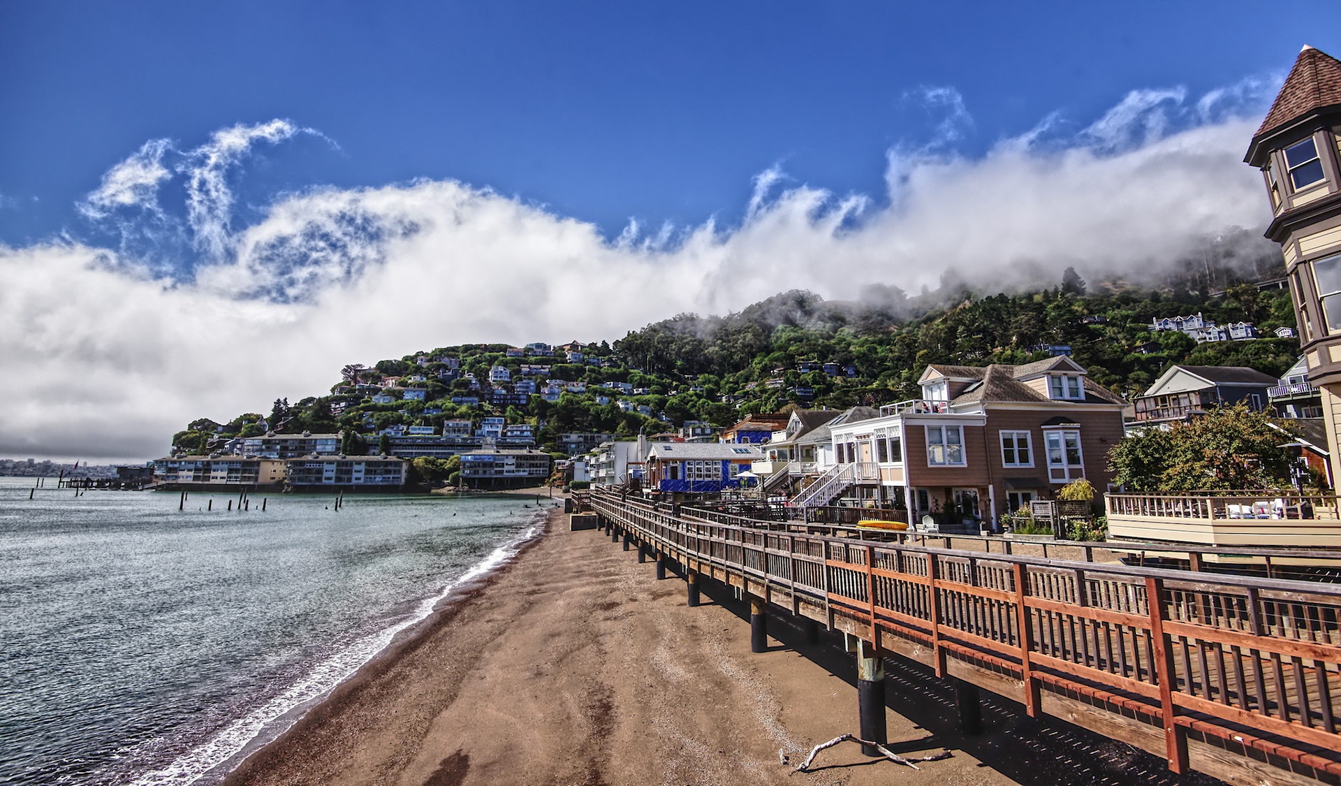 1/1250 sec · f/8.0 · ISO 200 · 16 mm