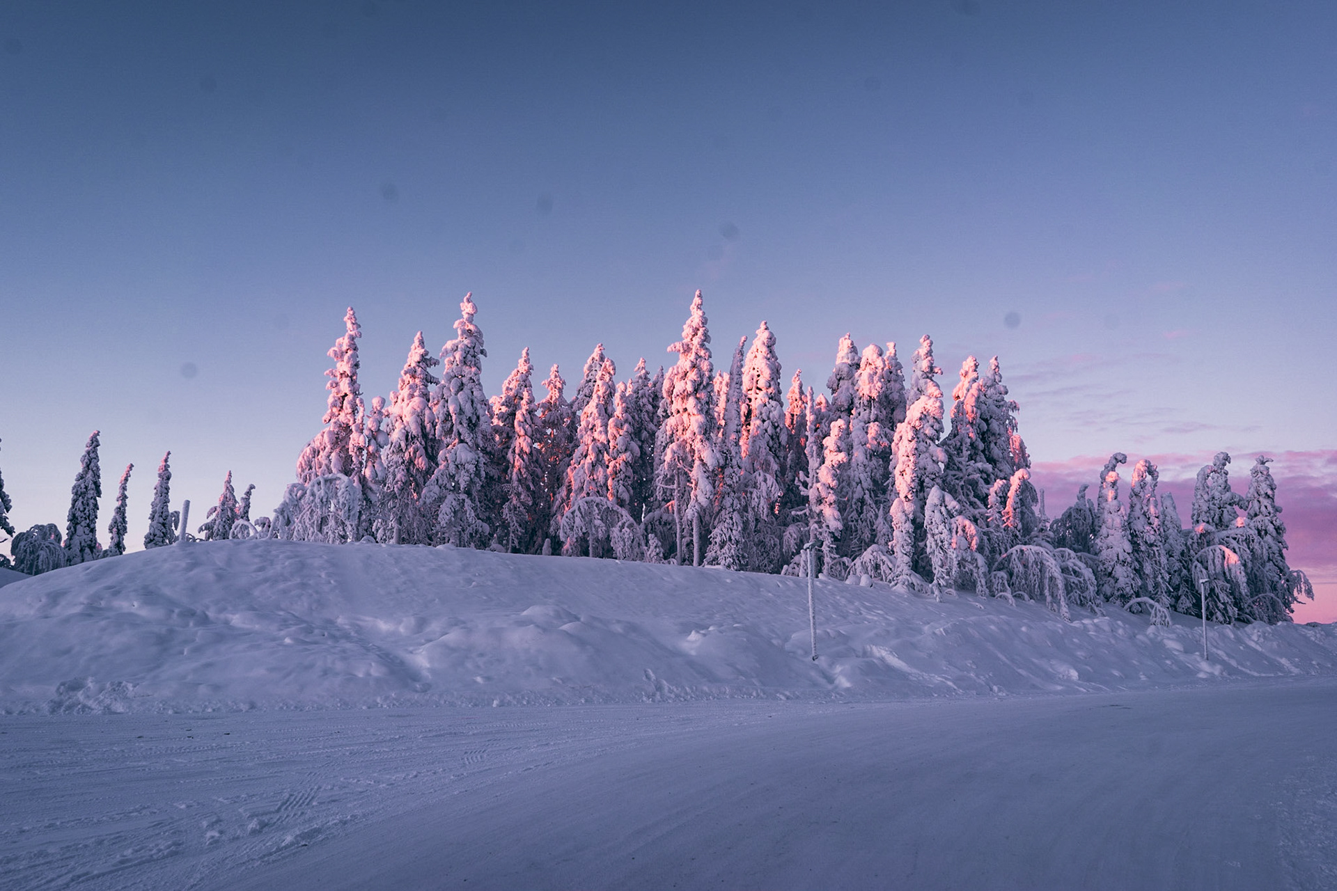 Lapland soft lights in the afternoon