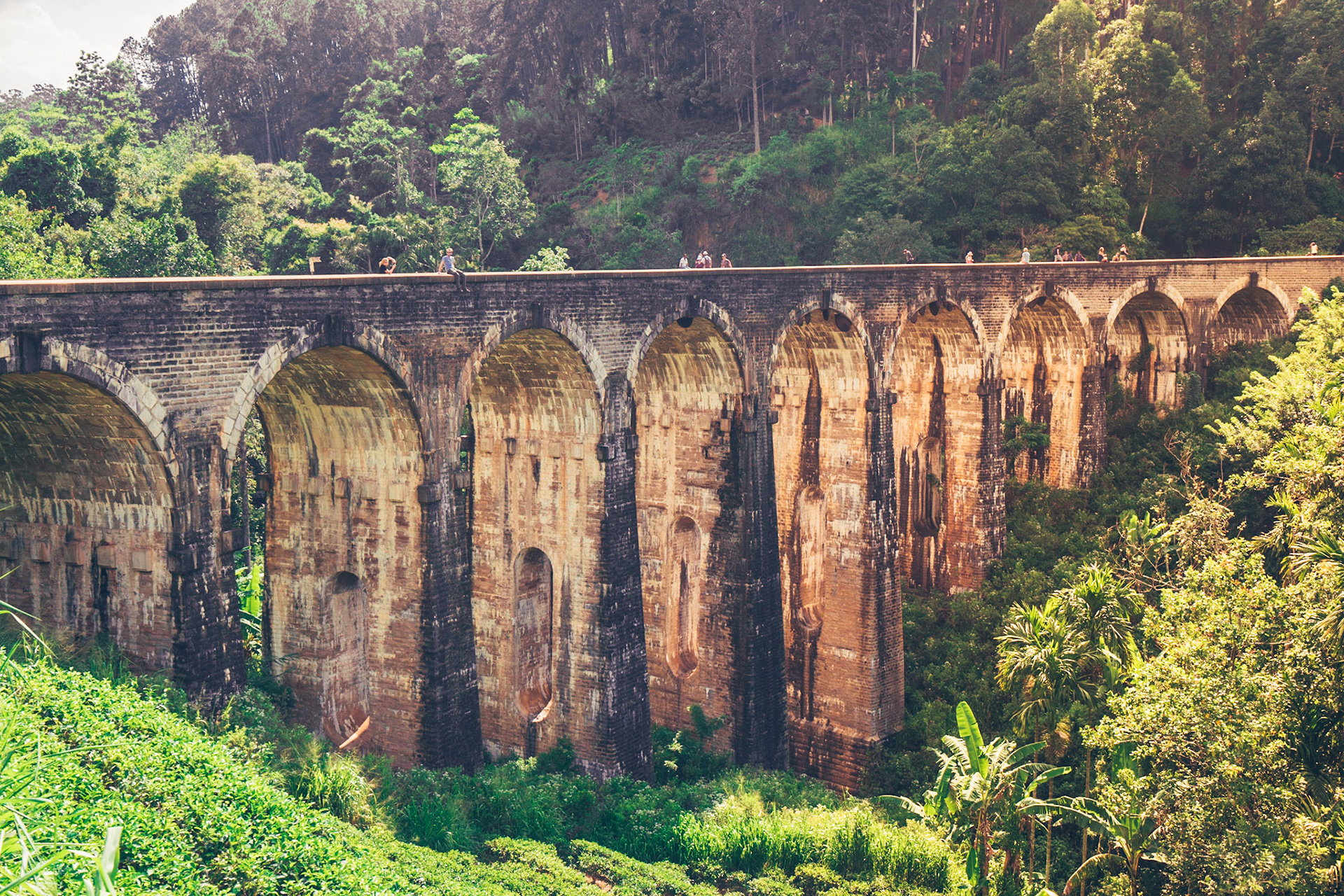 9 arches bridge in Ella