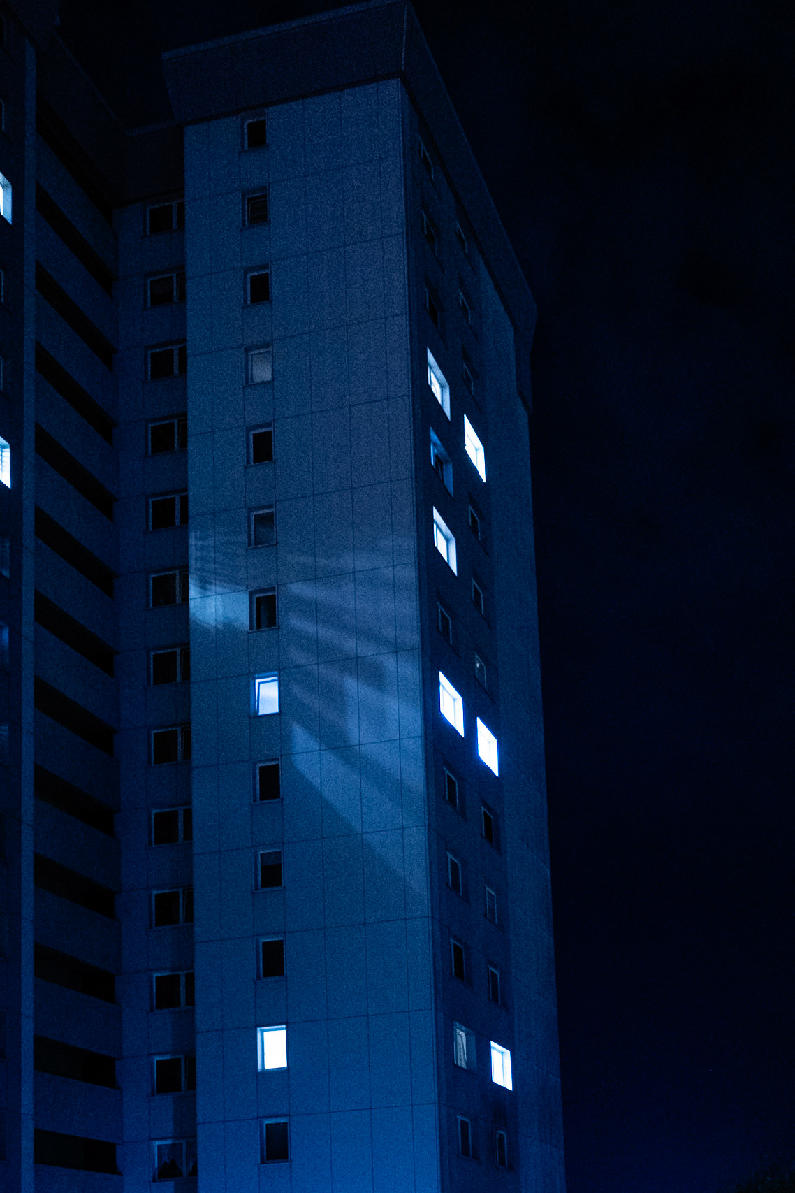 Skysraper Blue