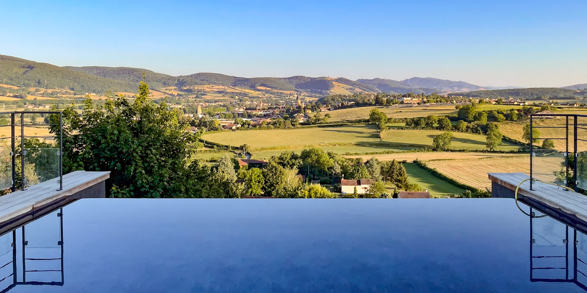vue de la piscine là où tout à commencé