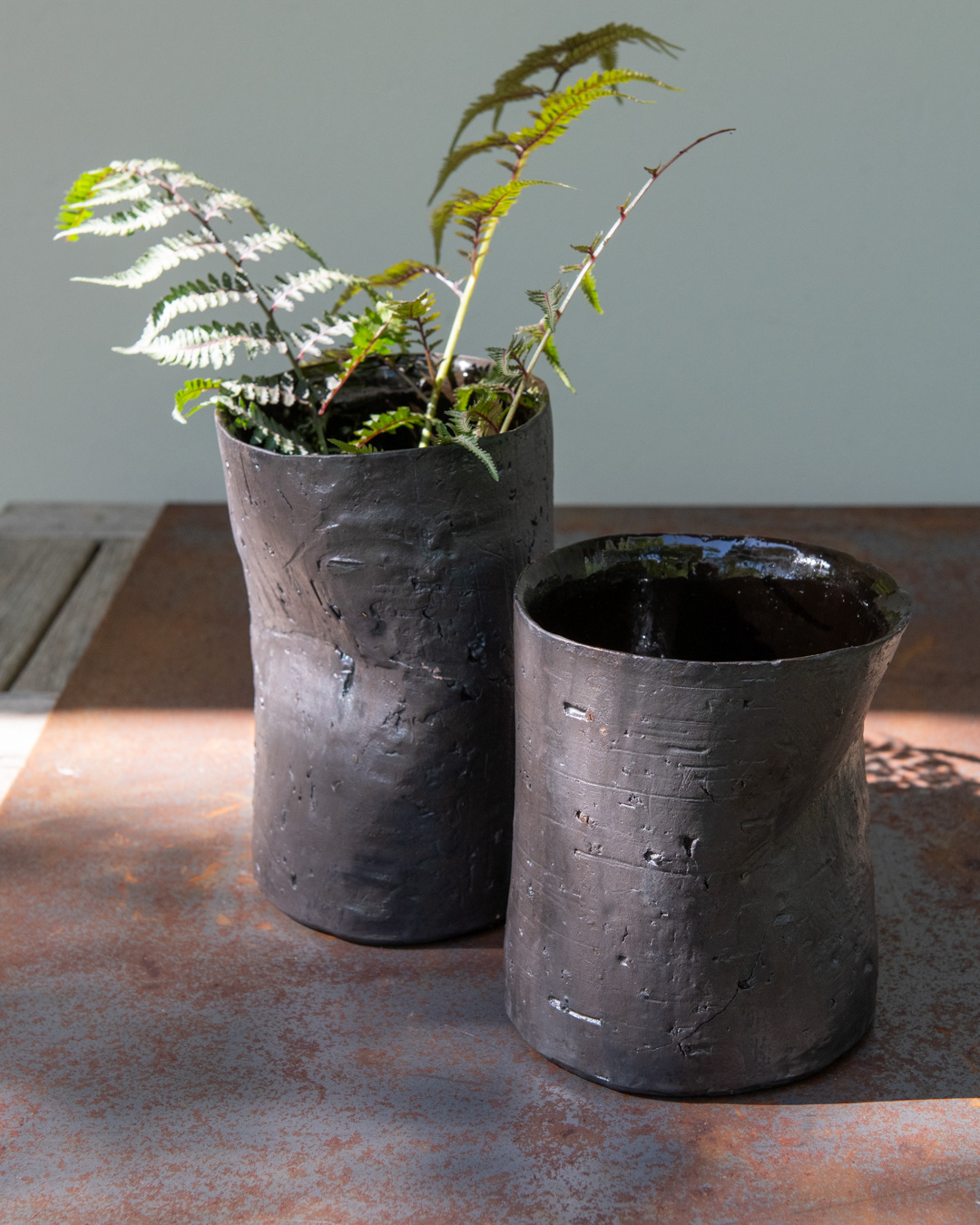 Terre rouge oxydée 19cm, 24cm. Cuisson HT