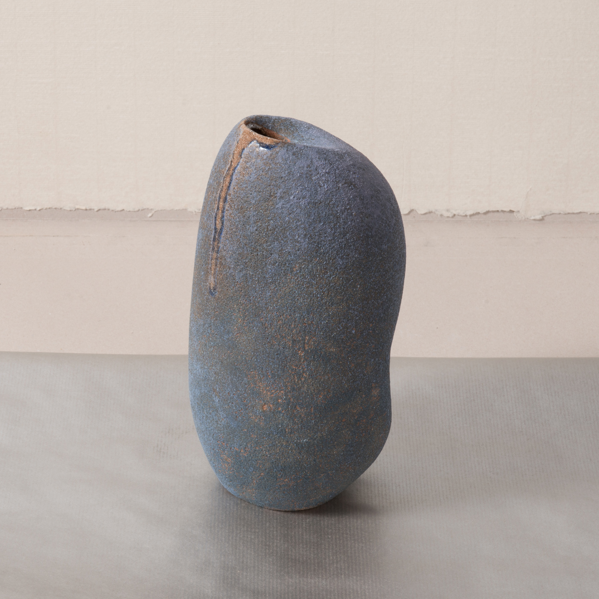 20 cm, terre grès rouge, engobe, cuisson HT