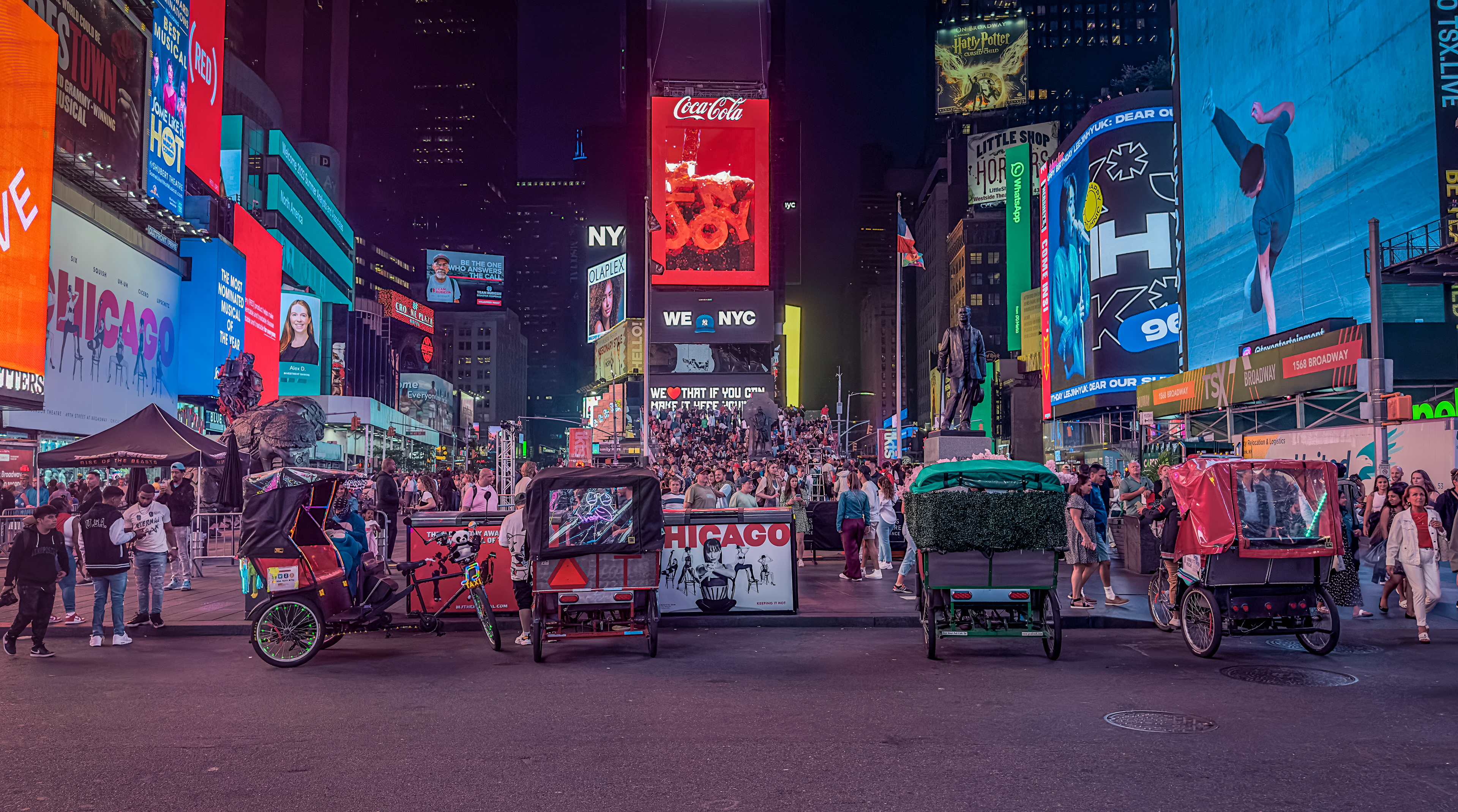 Pedicabs in the Waiting