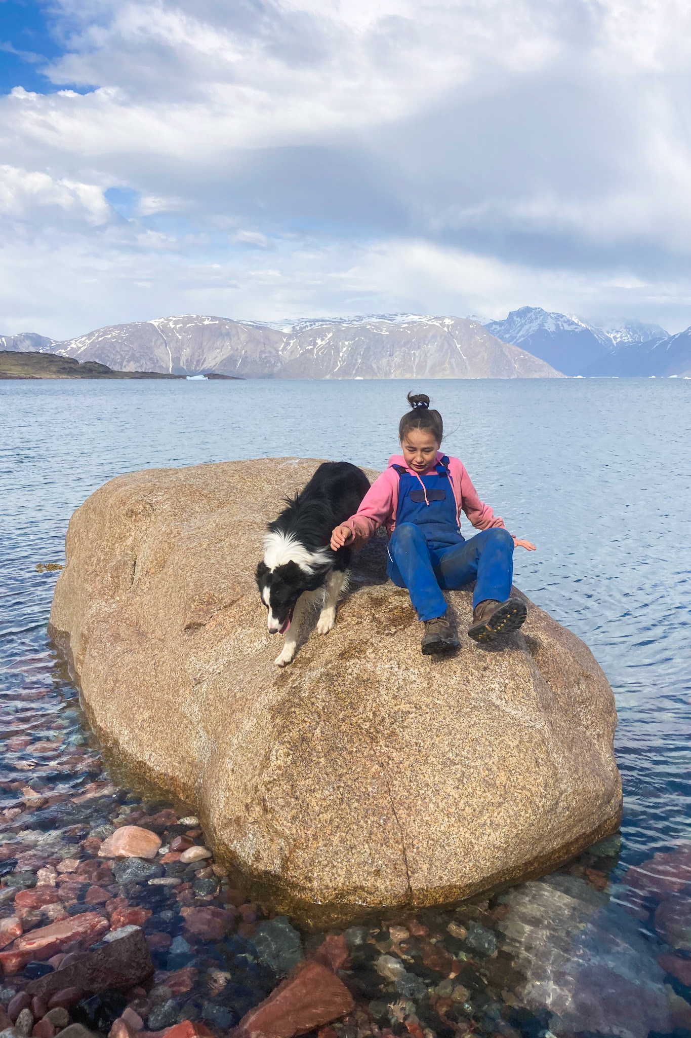 Kira and Ben on a walk we took to the Sillisit sandstone. (Taken on my phone)