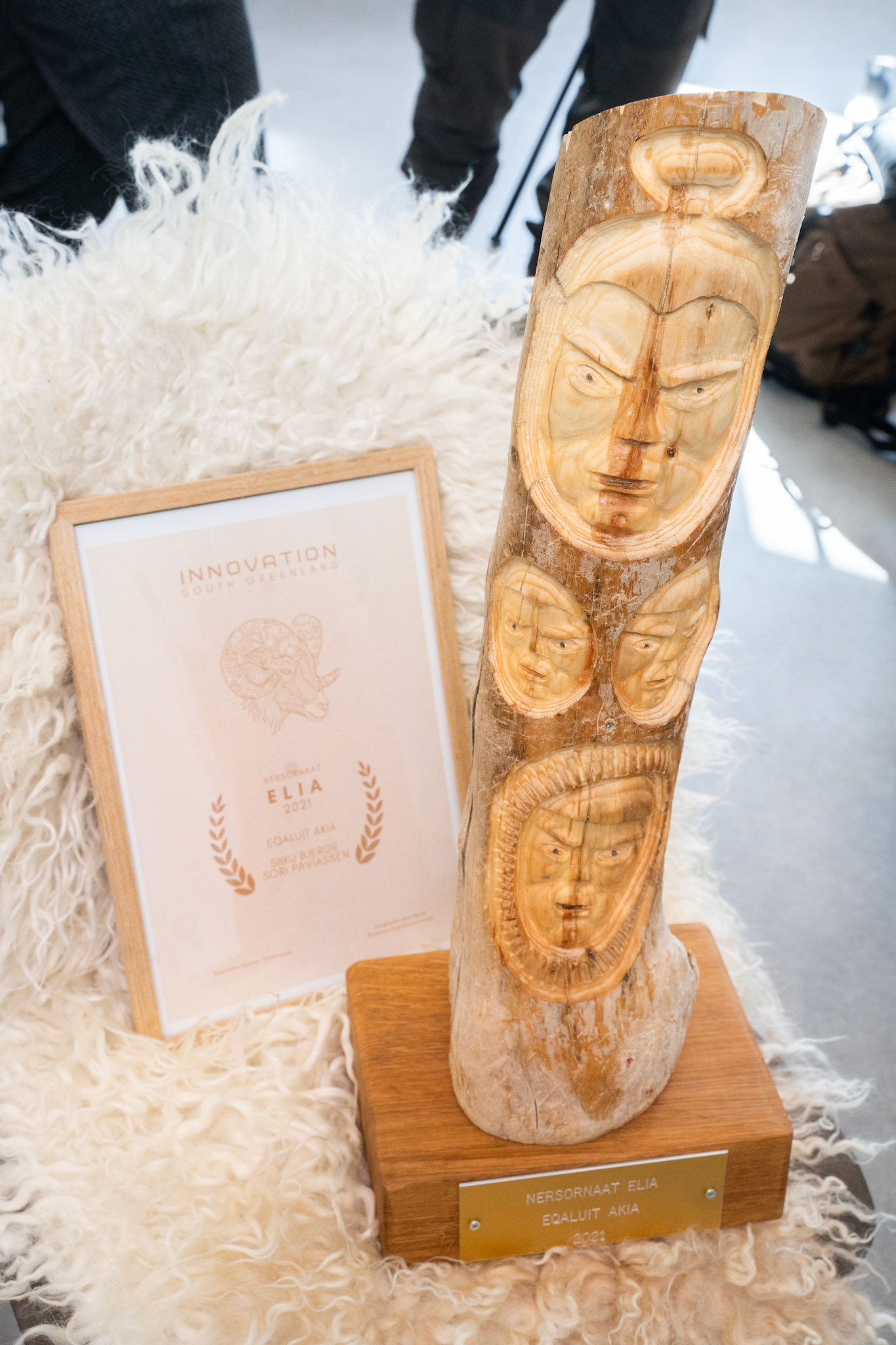 A sheep farm, Eqaluit Akia, awarded a business award and locally carved trophy.