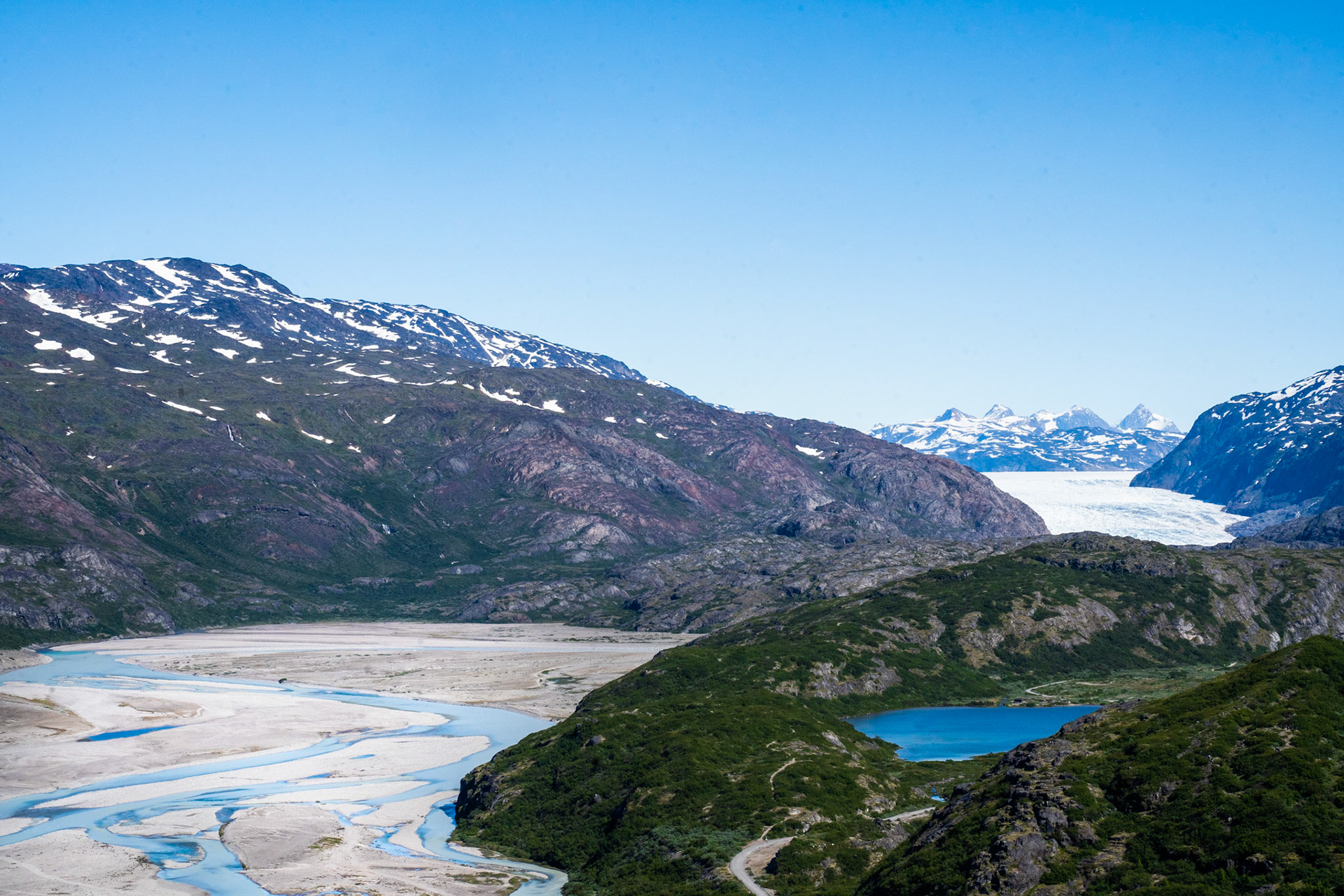 Ice sheet, lake, and river. A land of water.