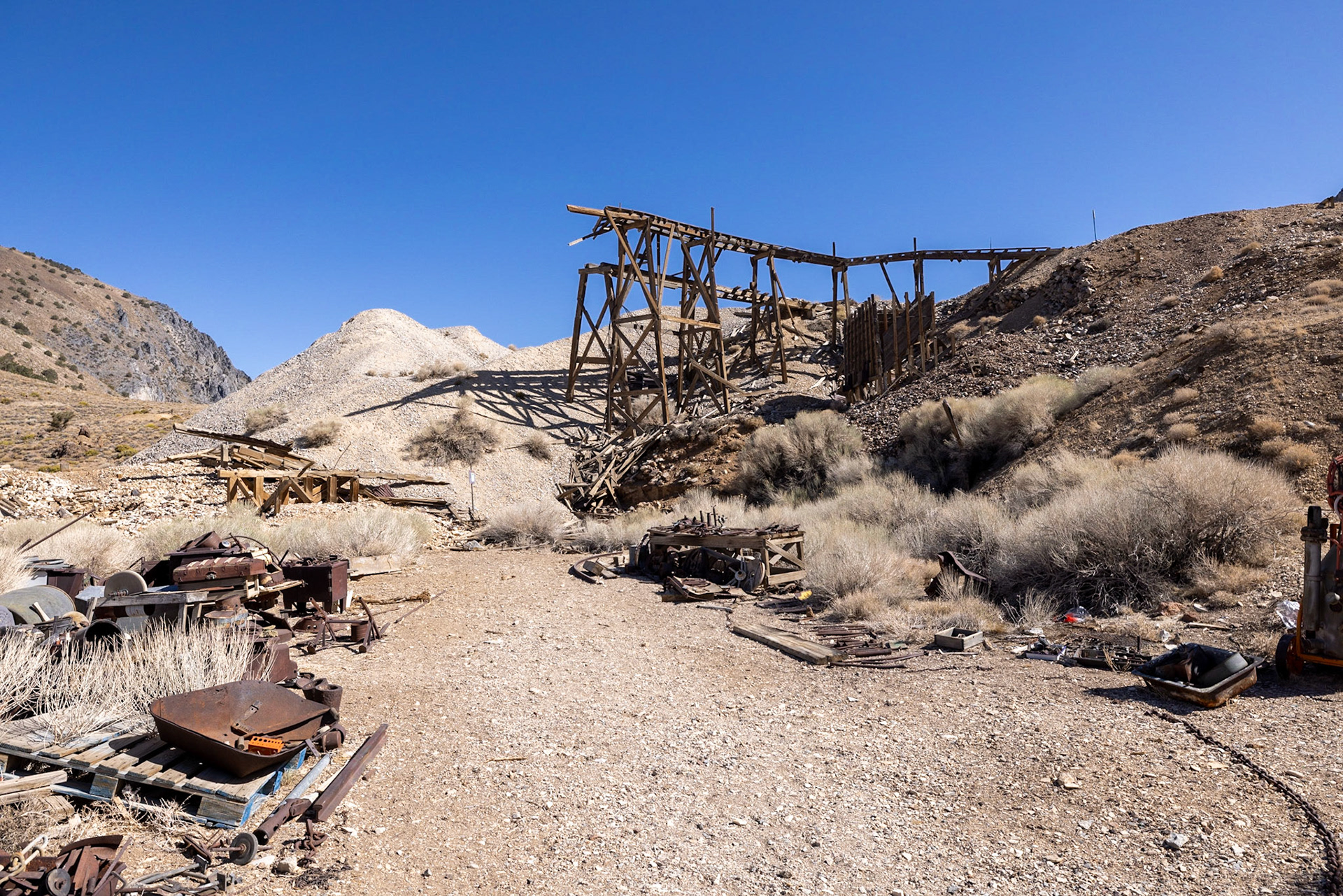 Cerro Gordo Ghost Town