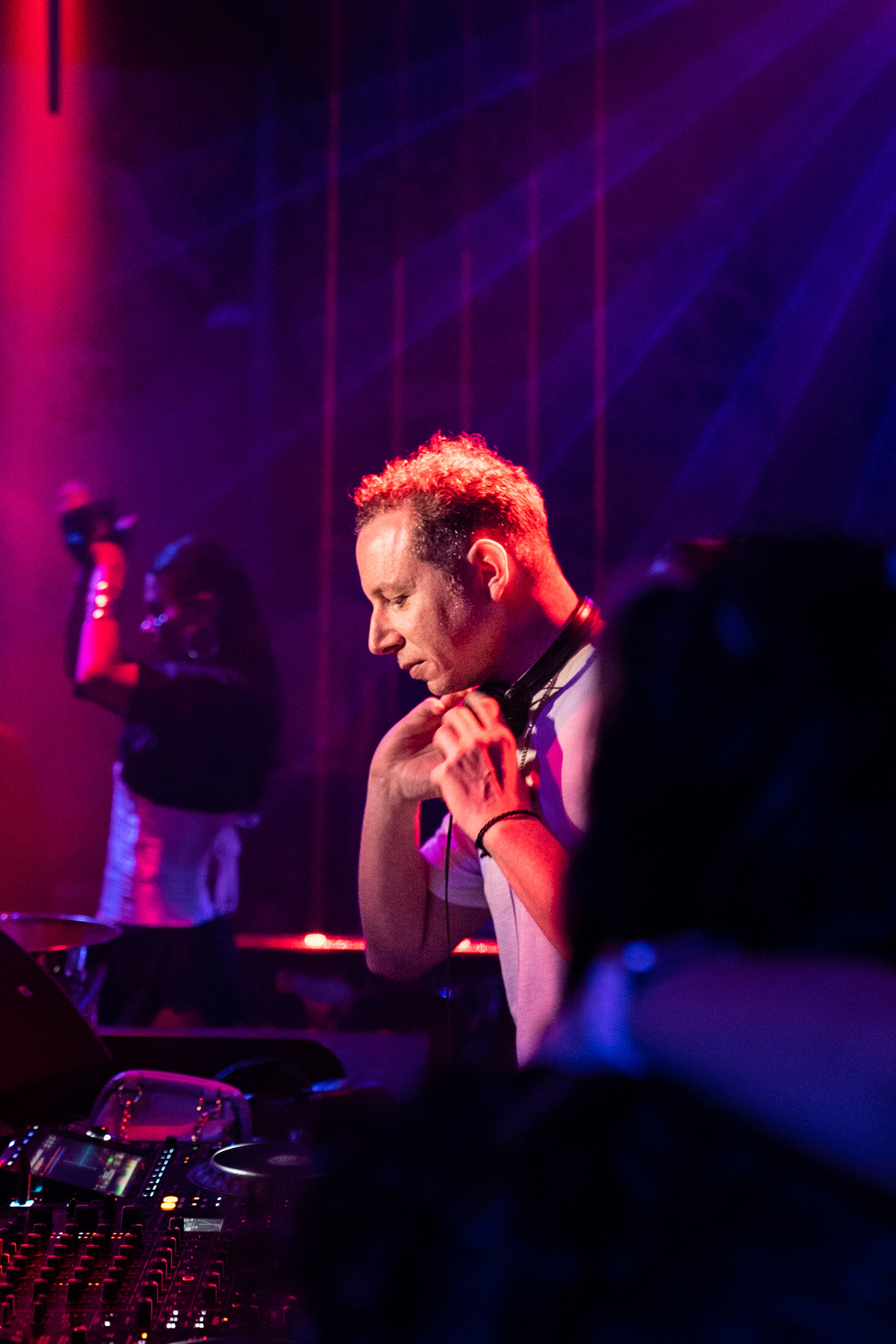 ASHARARA X SECRETROOM