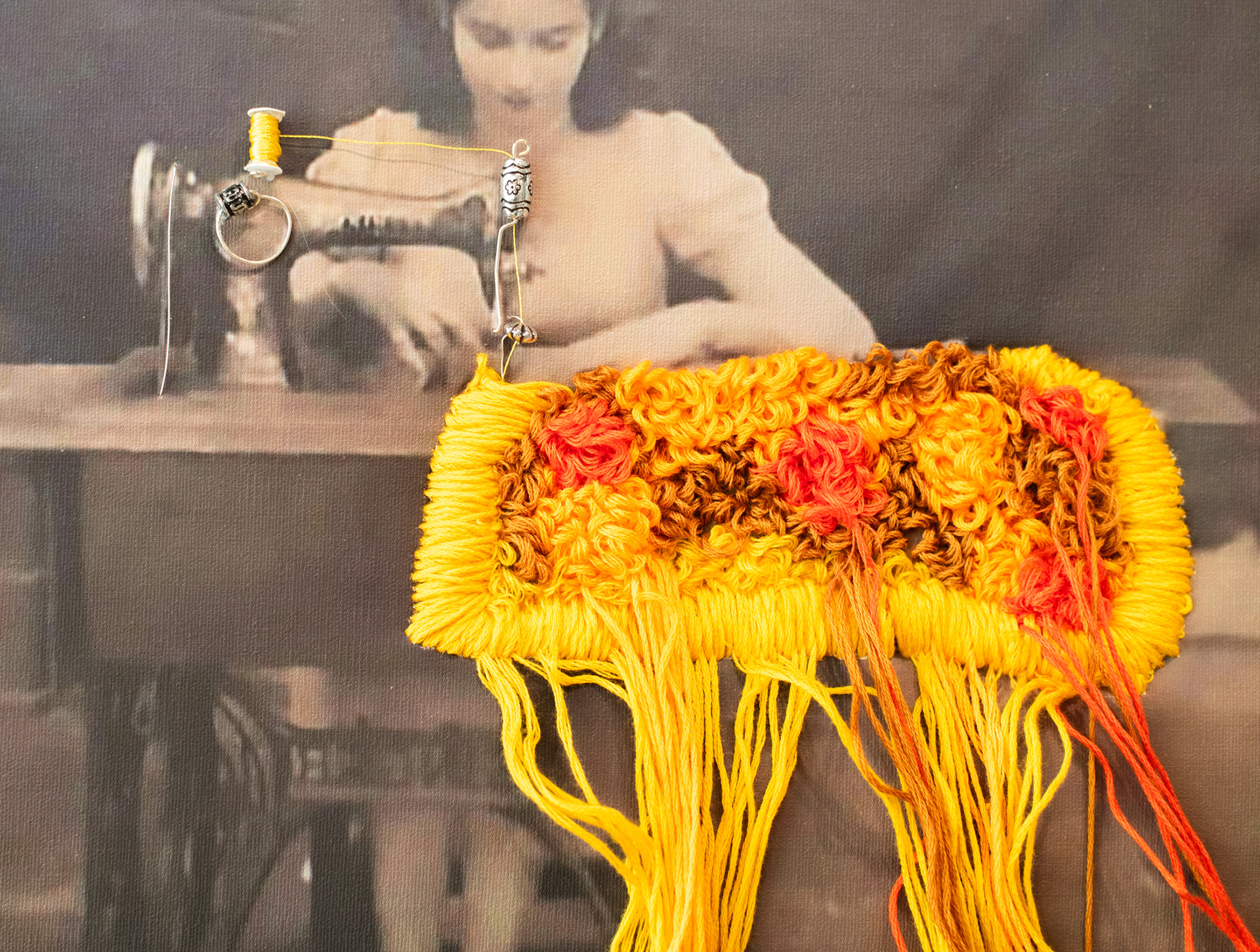 Quien de amarillo se viste