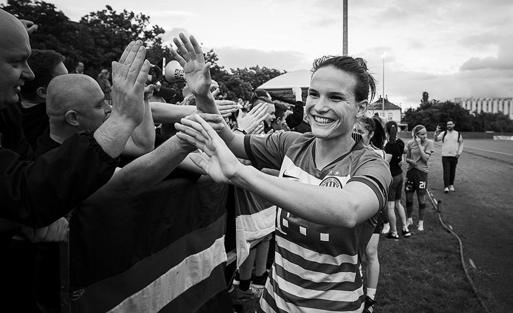 Champion and cup winner football player Viktória Szabó celebrating victory ©ZM