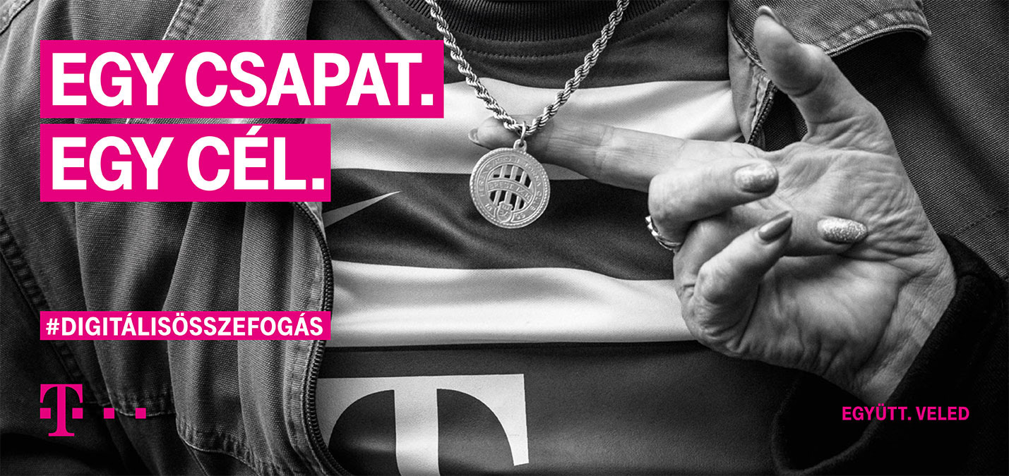 Telekom sport "1 team 1 goal" giant poster. Photo ©ZM