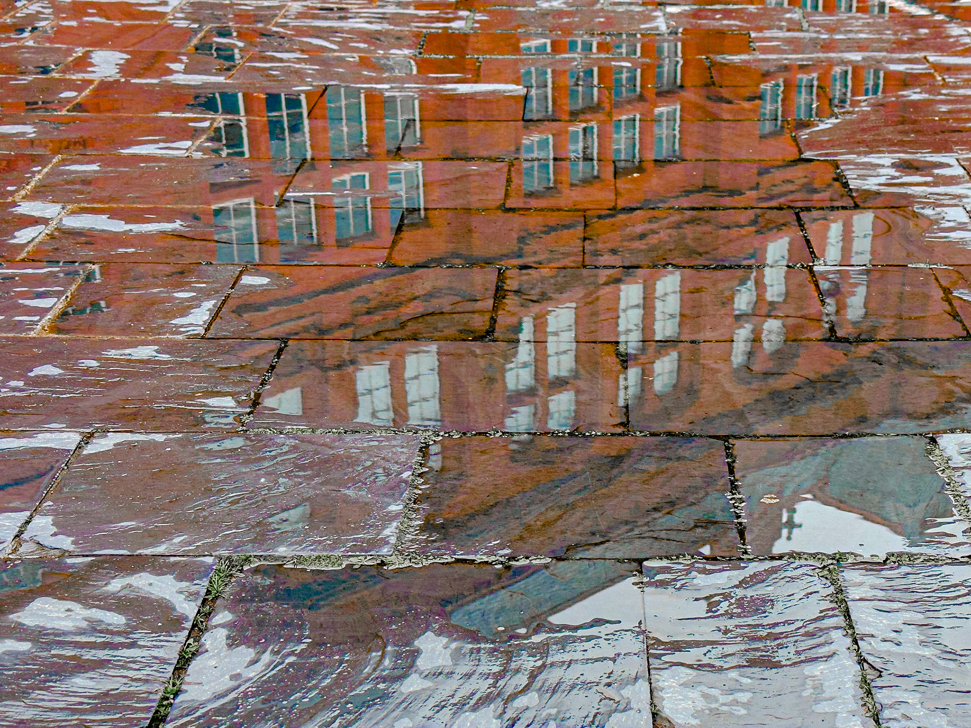 THE PIERHEAD BUILDING