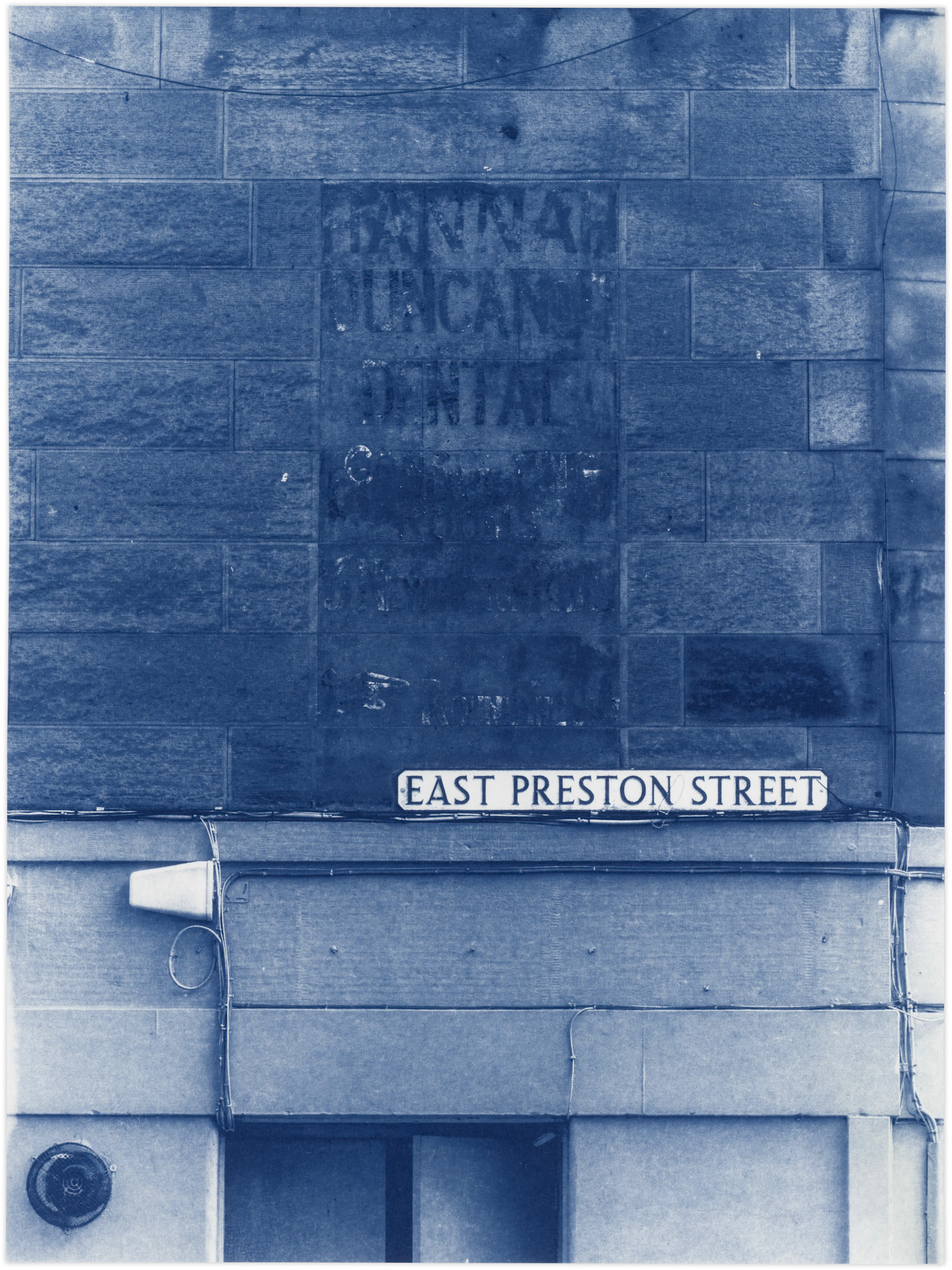 'Dentist', 19.7 x 26.3 cm on Canson Montval