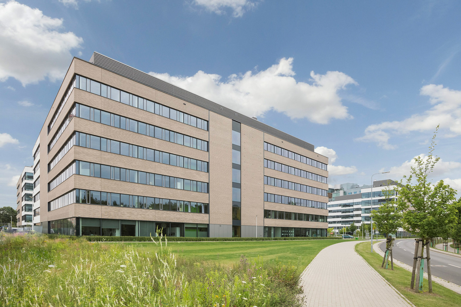 zdjęcia budynków poznań