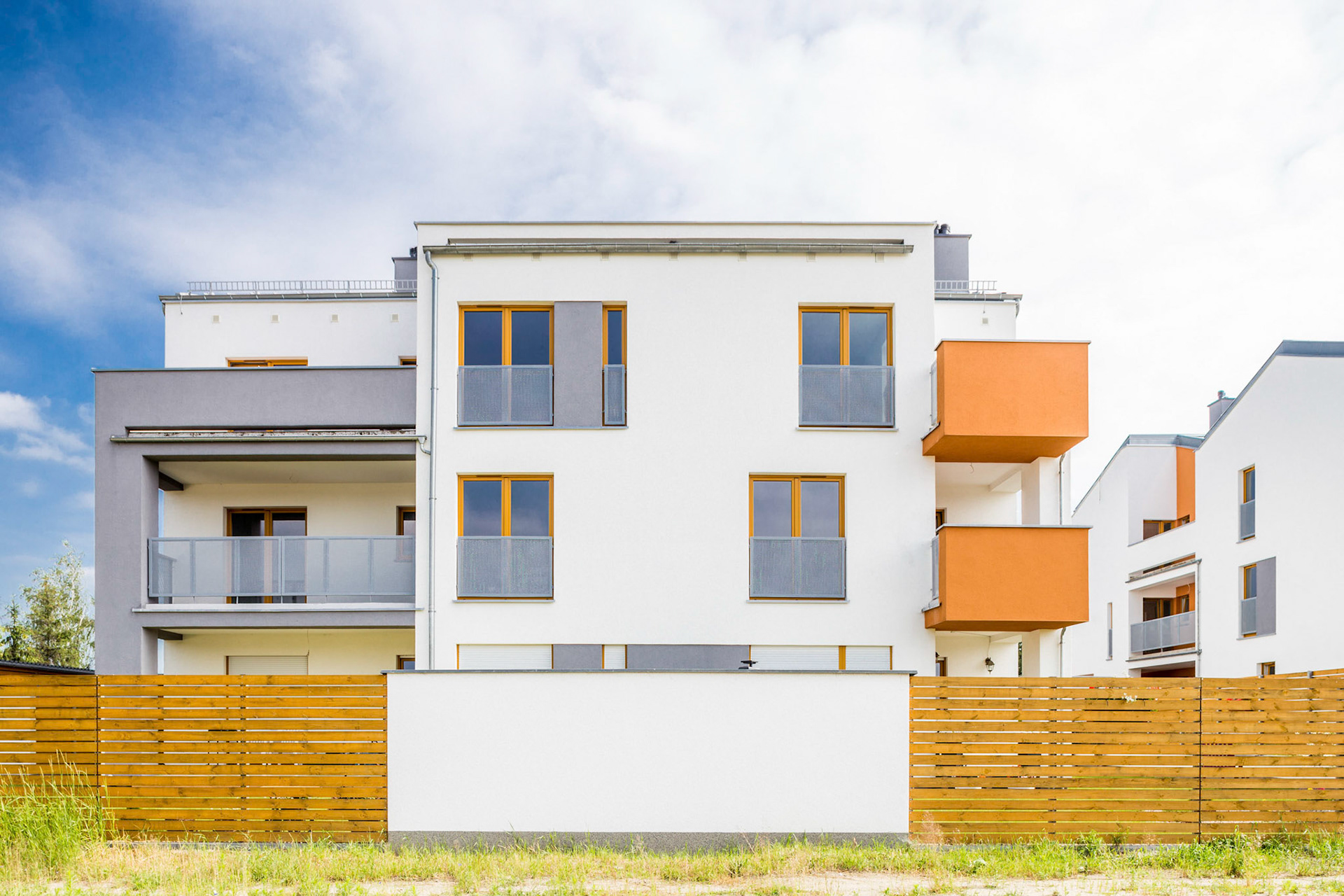 fotografia fasady budynków