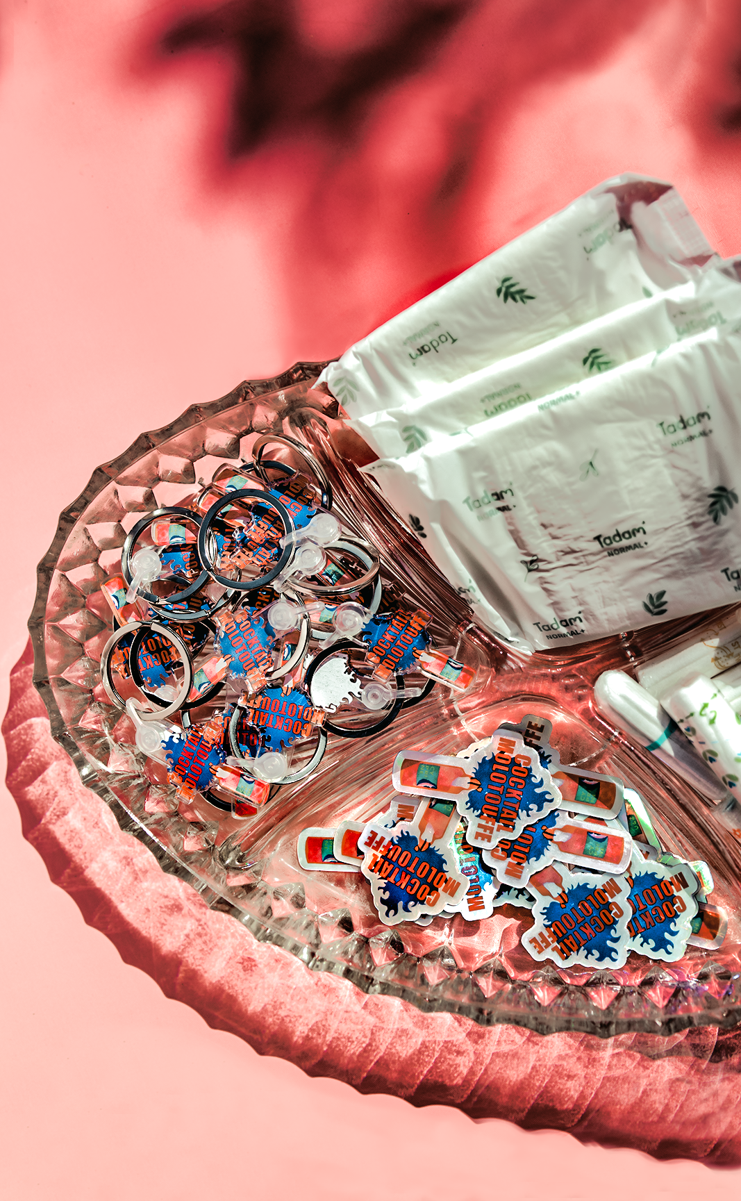 Shooting produit pour mes stickers et porte clés " Cocktail molotouffe"