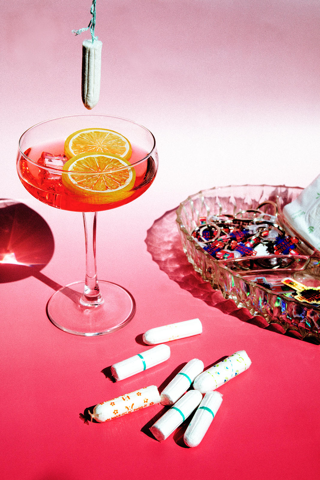 Shooting produit pour mes stickers et porte clés " Cocktail molotouffe"