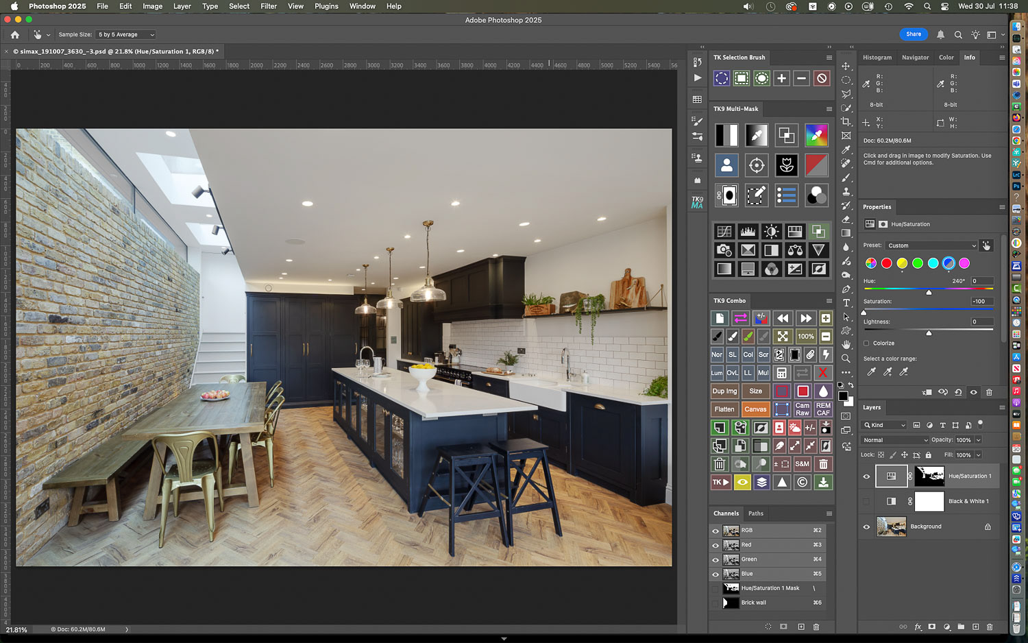 This time I need a full 100 per cent blues desaturation to clear that area: checking out the Info palette at top right enables me to get similar RGB output numbers for a neutral result...