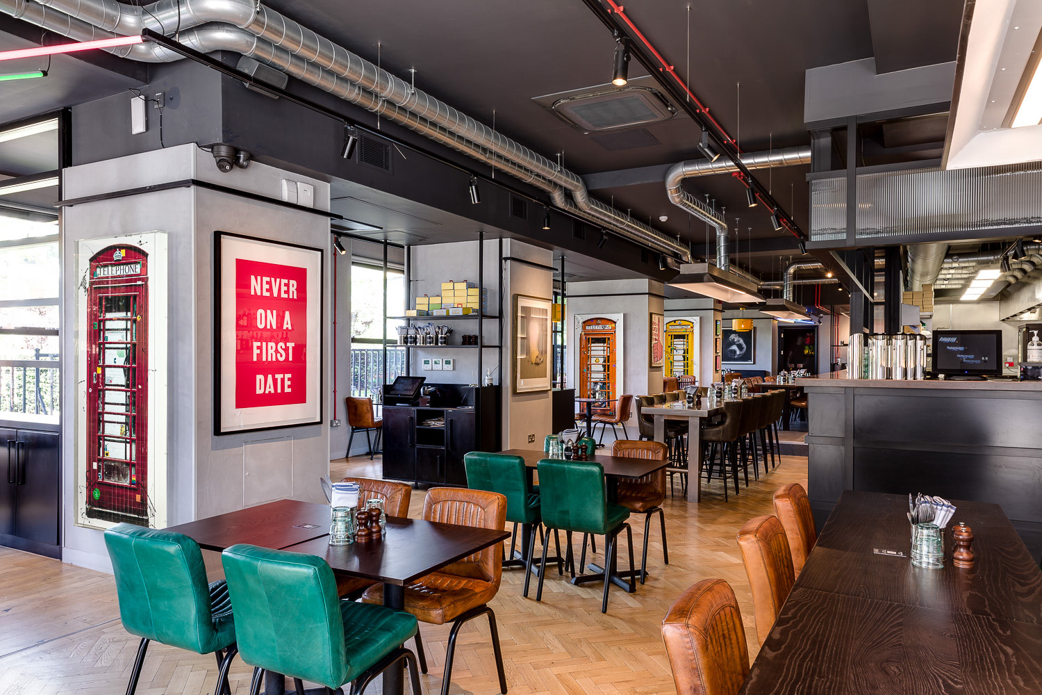 Artworks by Piers Bourke, Gordon Ramsay Restaurant