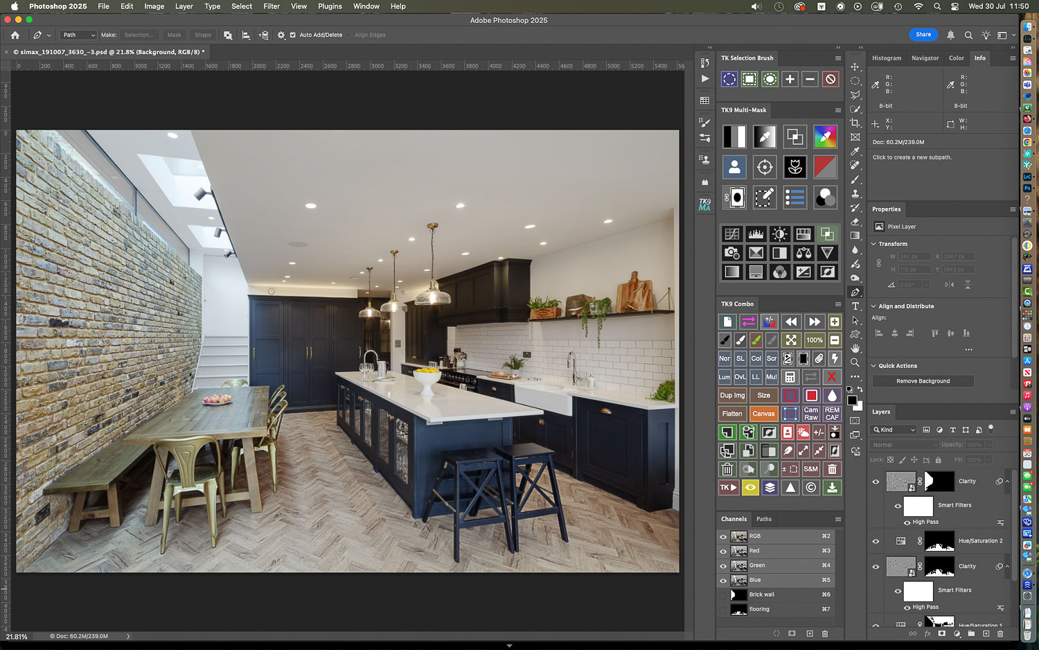 so that tonal and color adjustments can be carried out effectively.