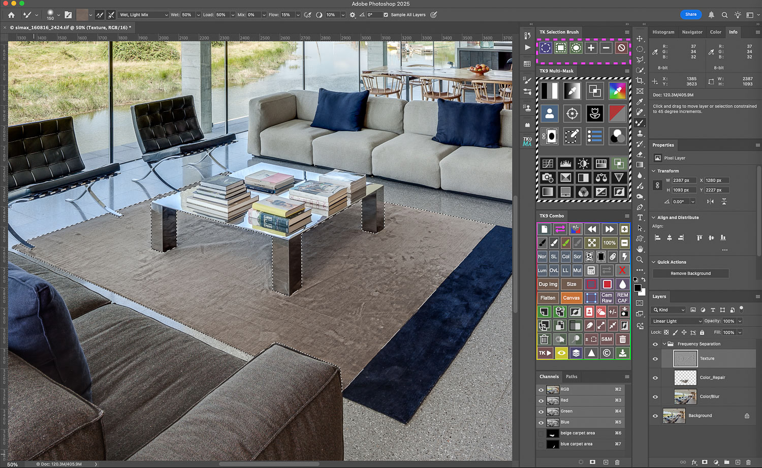 Now the texture layer can be selected, which overlays the textural details not repaired by the color layer treatment...