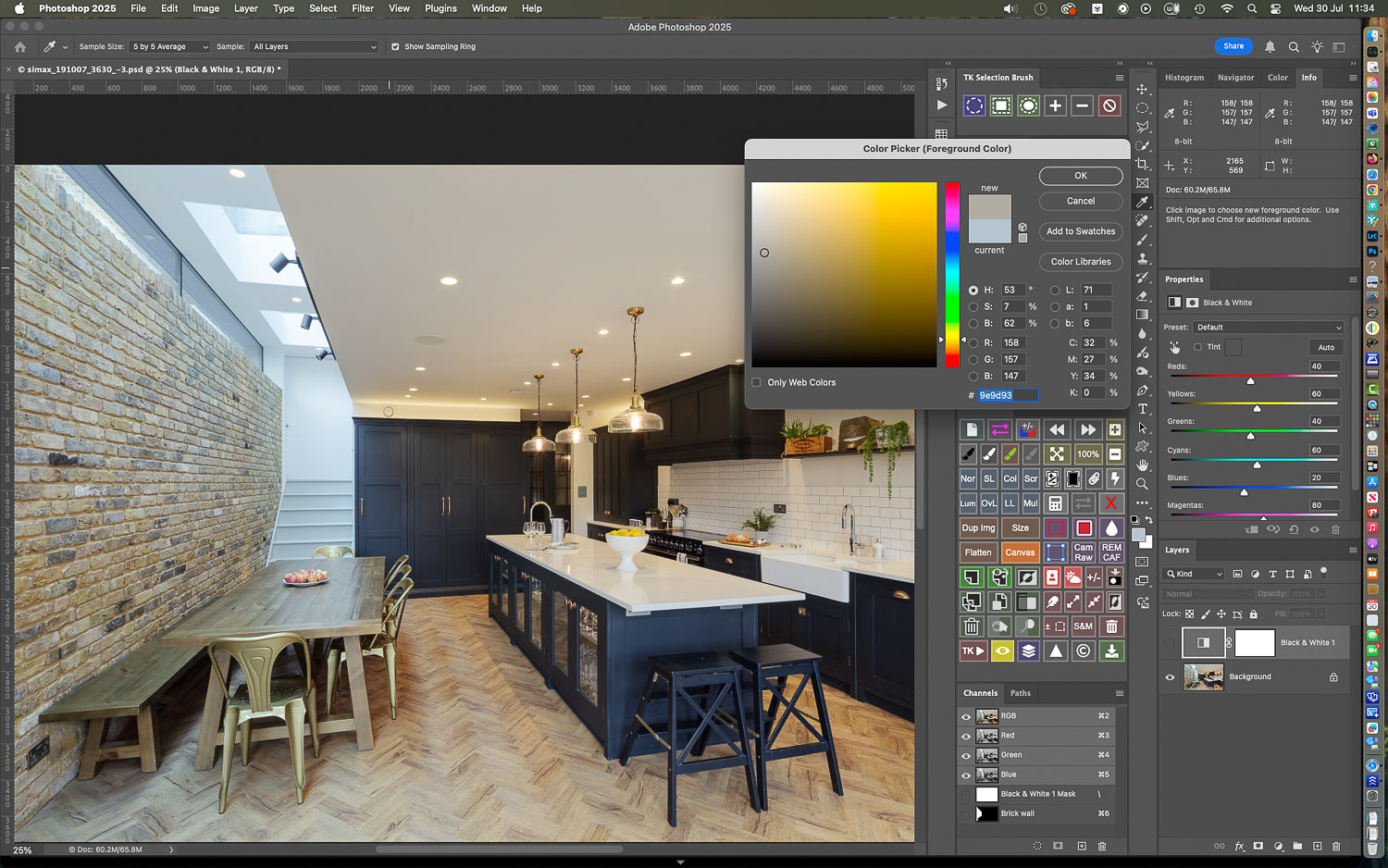 First I'll create a lumunosity mask for the very brightest areas in the image, using the TK9 plugin and sampling from the ceiling...