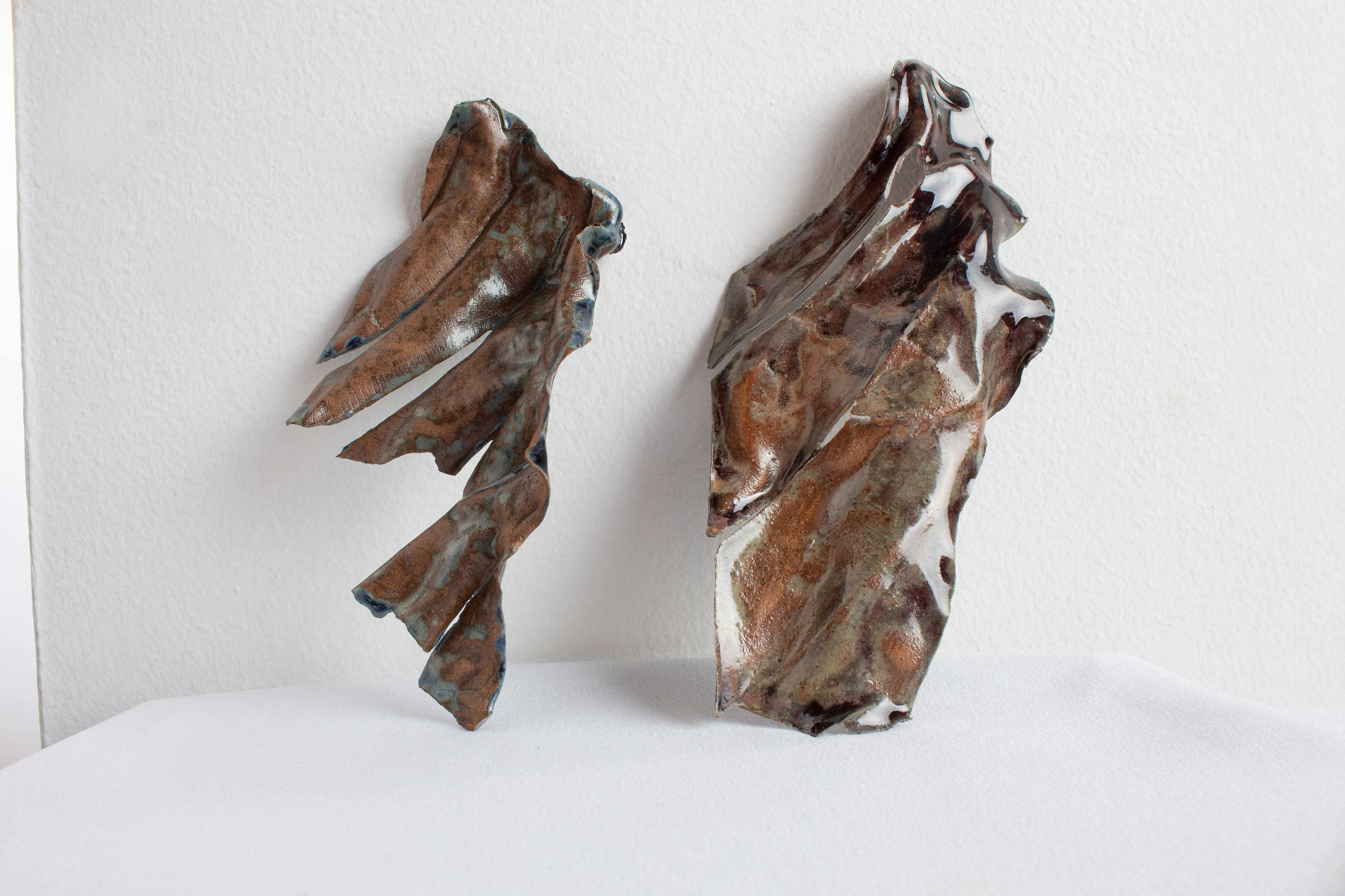  3.25 x 6 in (L), 3.25 x 7.25 in (R).