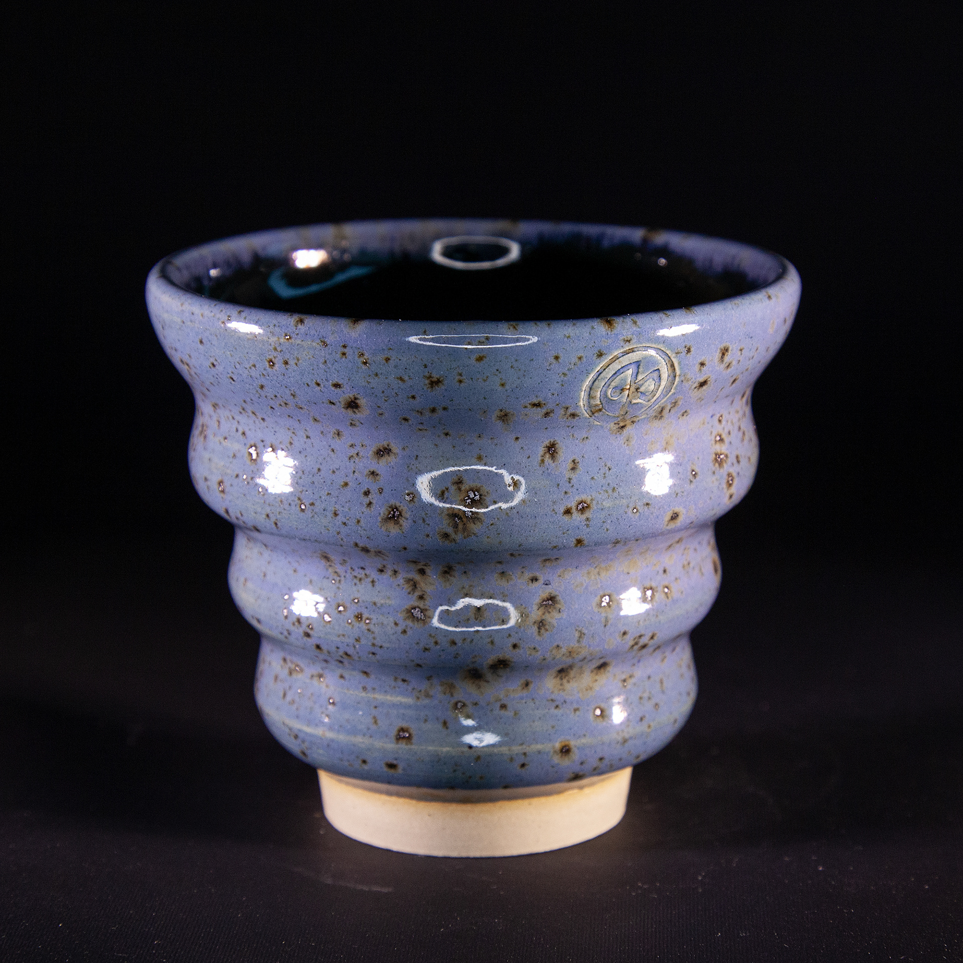 Pot #246 · 10x9 cm · SOLD