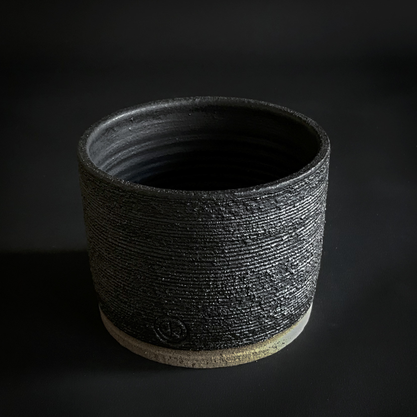 Pot #379 · 10 x 9 cm · DKK 225,-