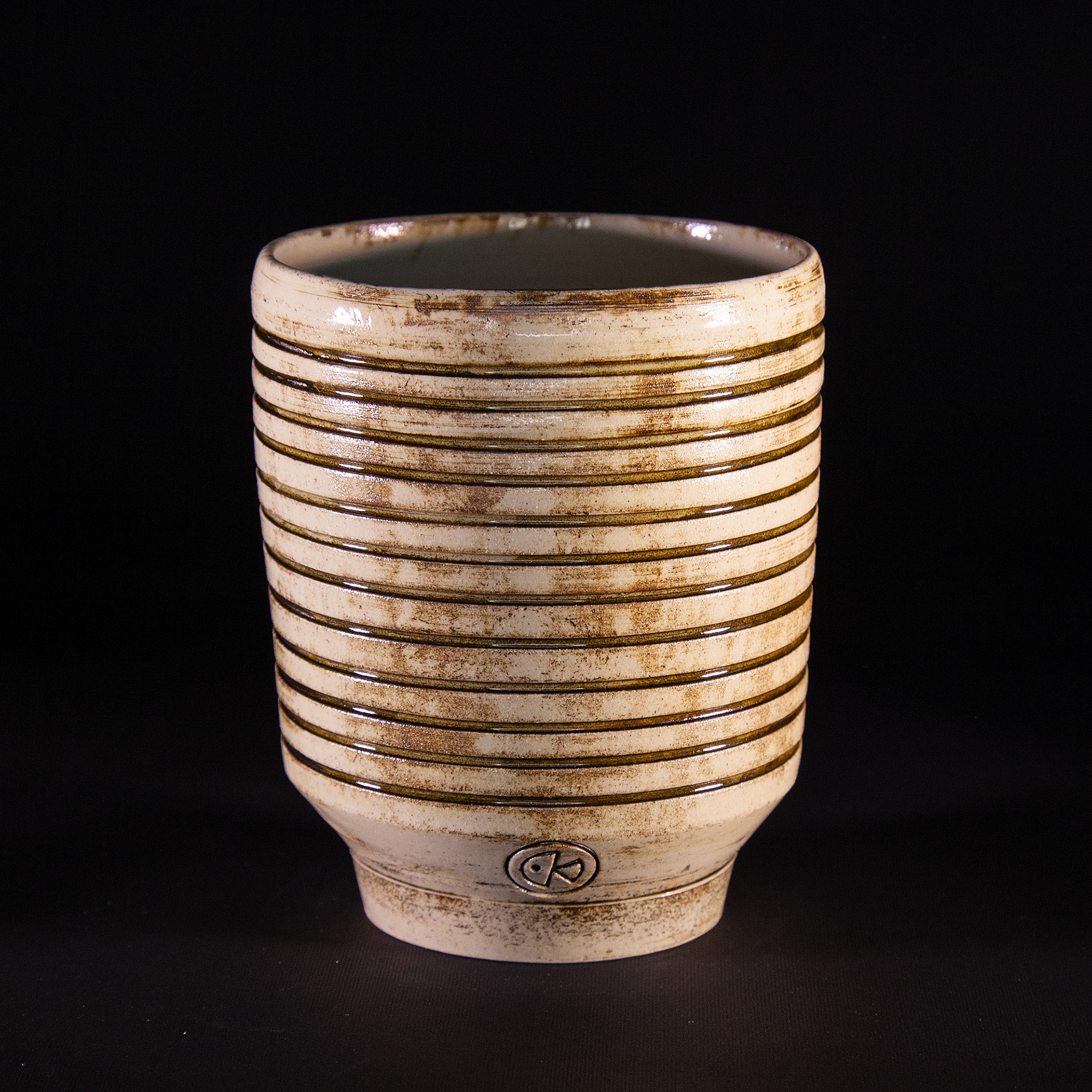 Pot #243 · 8,5x10 cm · DKK 150,-