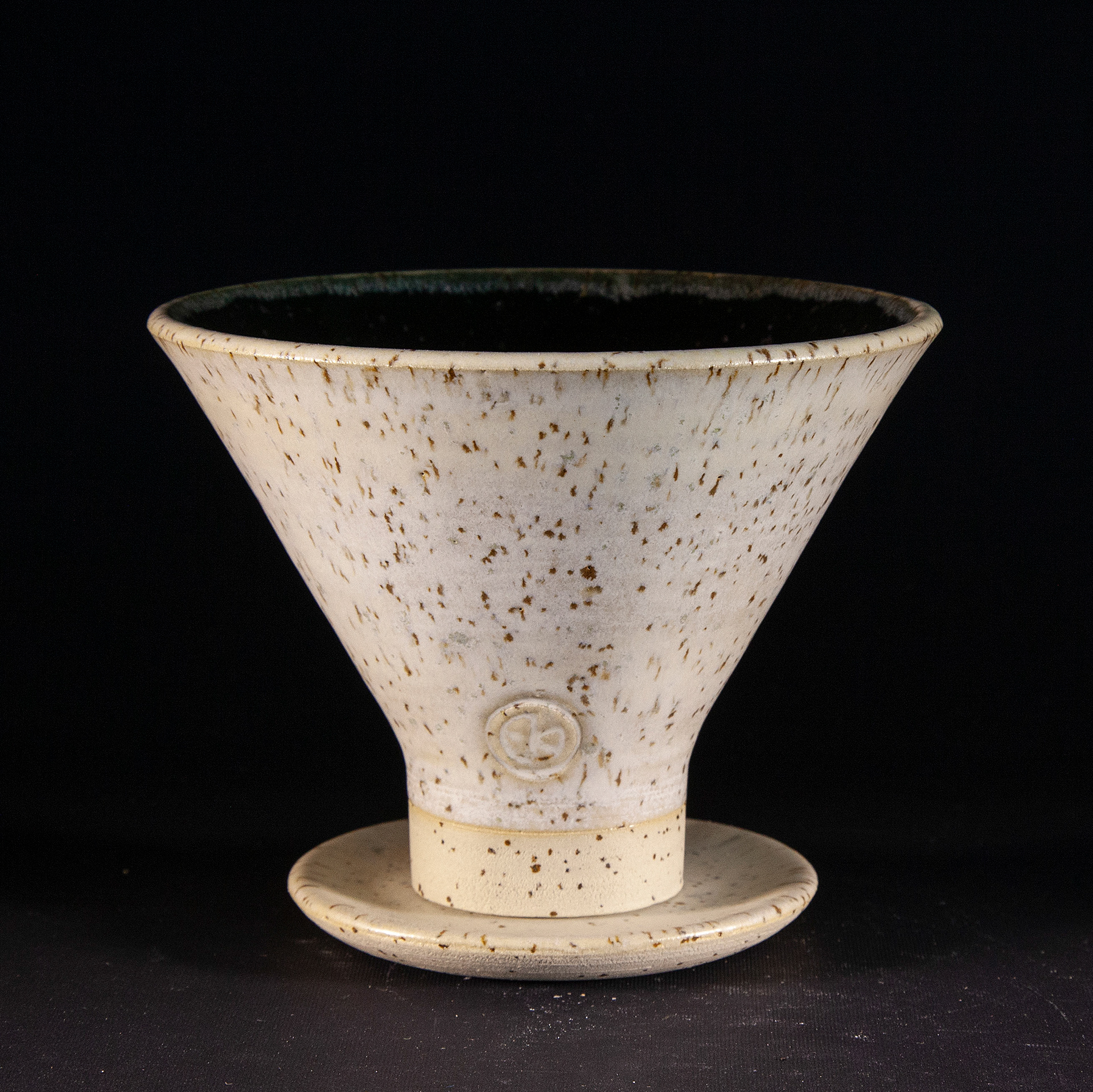 Pot #136 · 11,5x8,5 cm · DKK 225,-