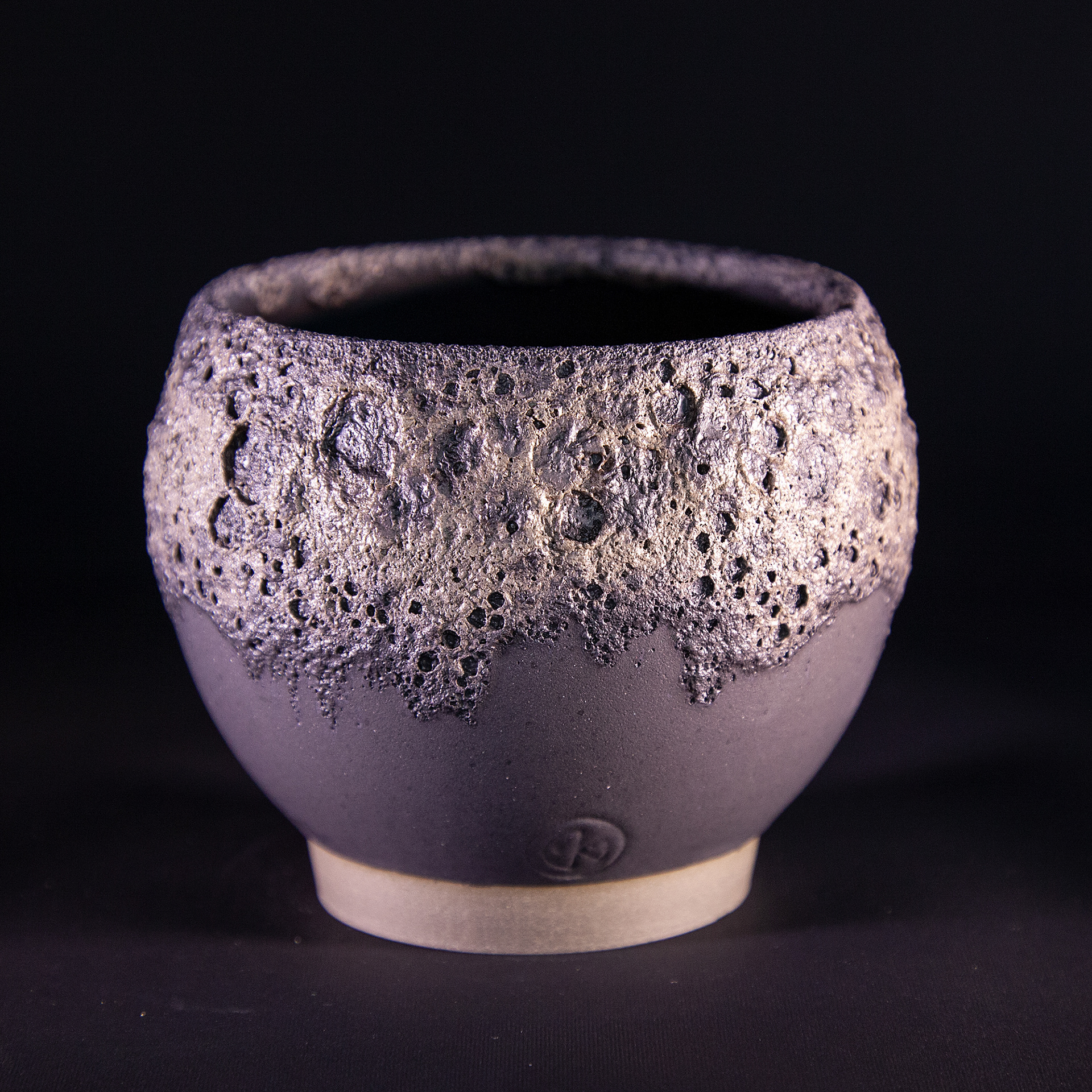 Pot #240 · 10x9 cm · SOLD