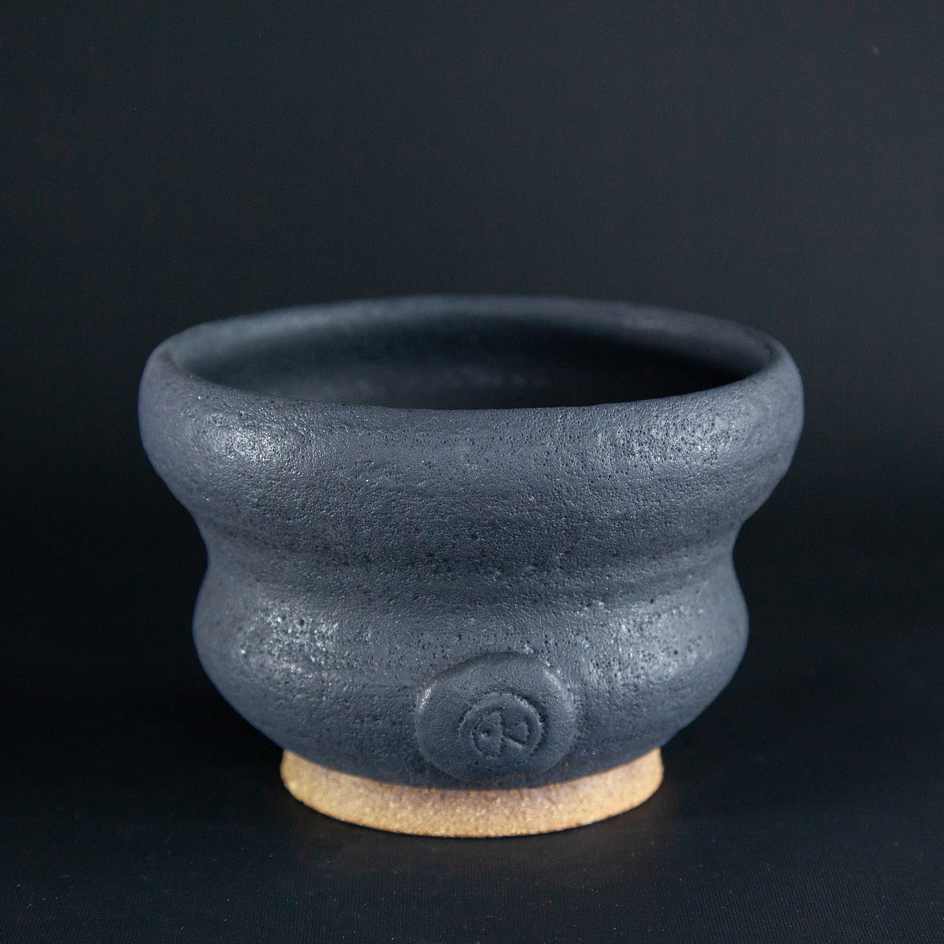 Pot #233 · 9x8 cm · SOLD