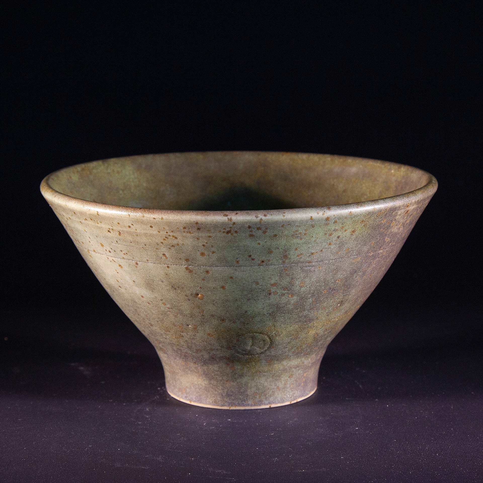 Pot #252 · 14x7,5 cm · DKK 250,-
