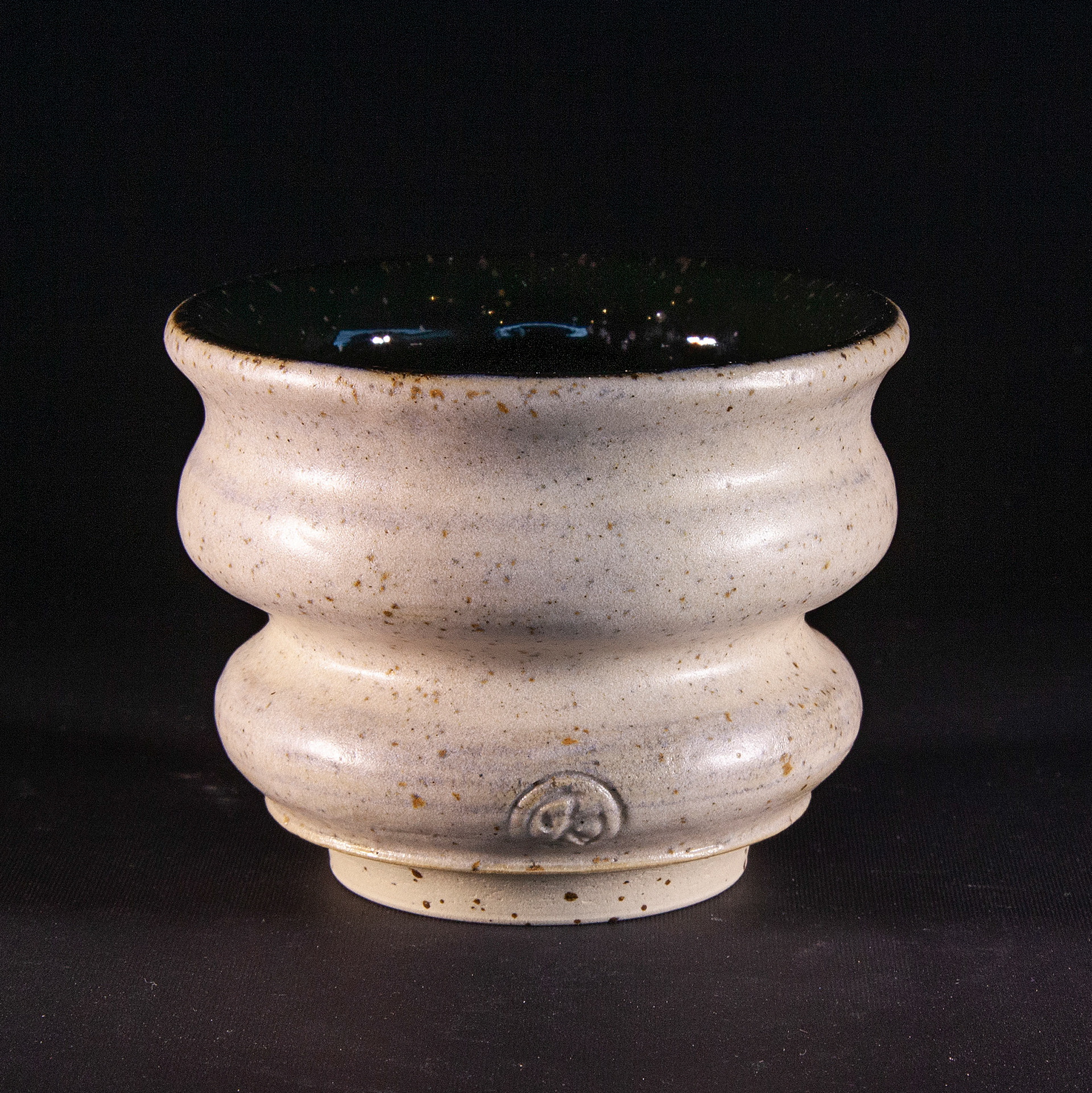 Pot #130 · 9x7 cm · SOLD