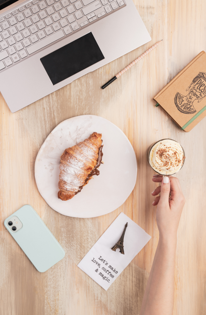 CROISSANT CAFÉ