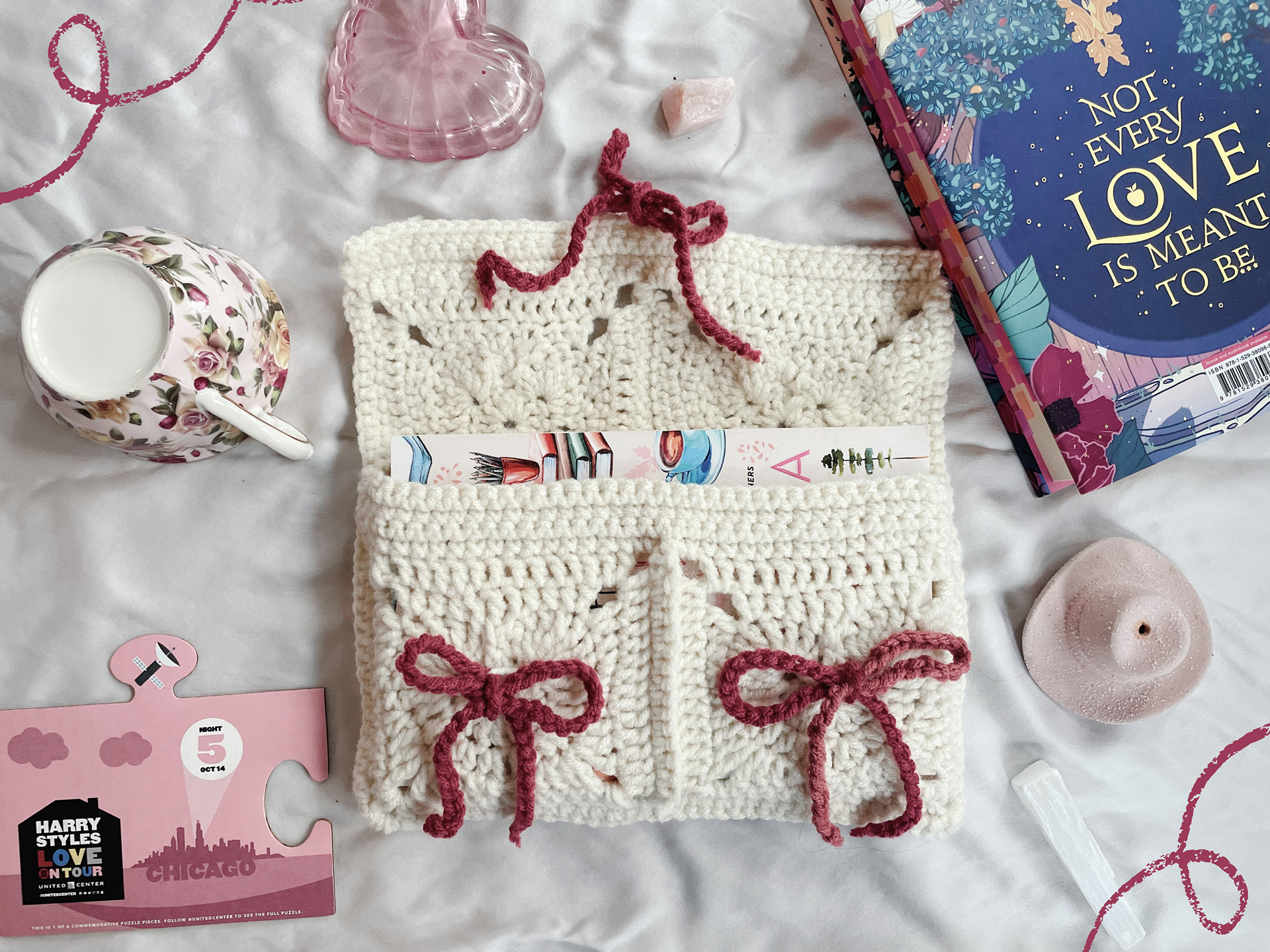 Ribbon Crochet Book Sleeve {Front}