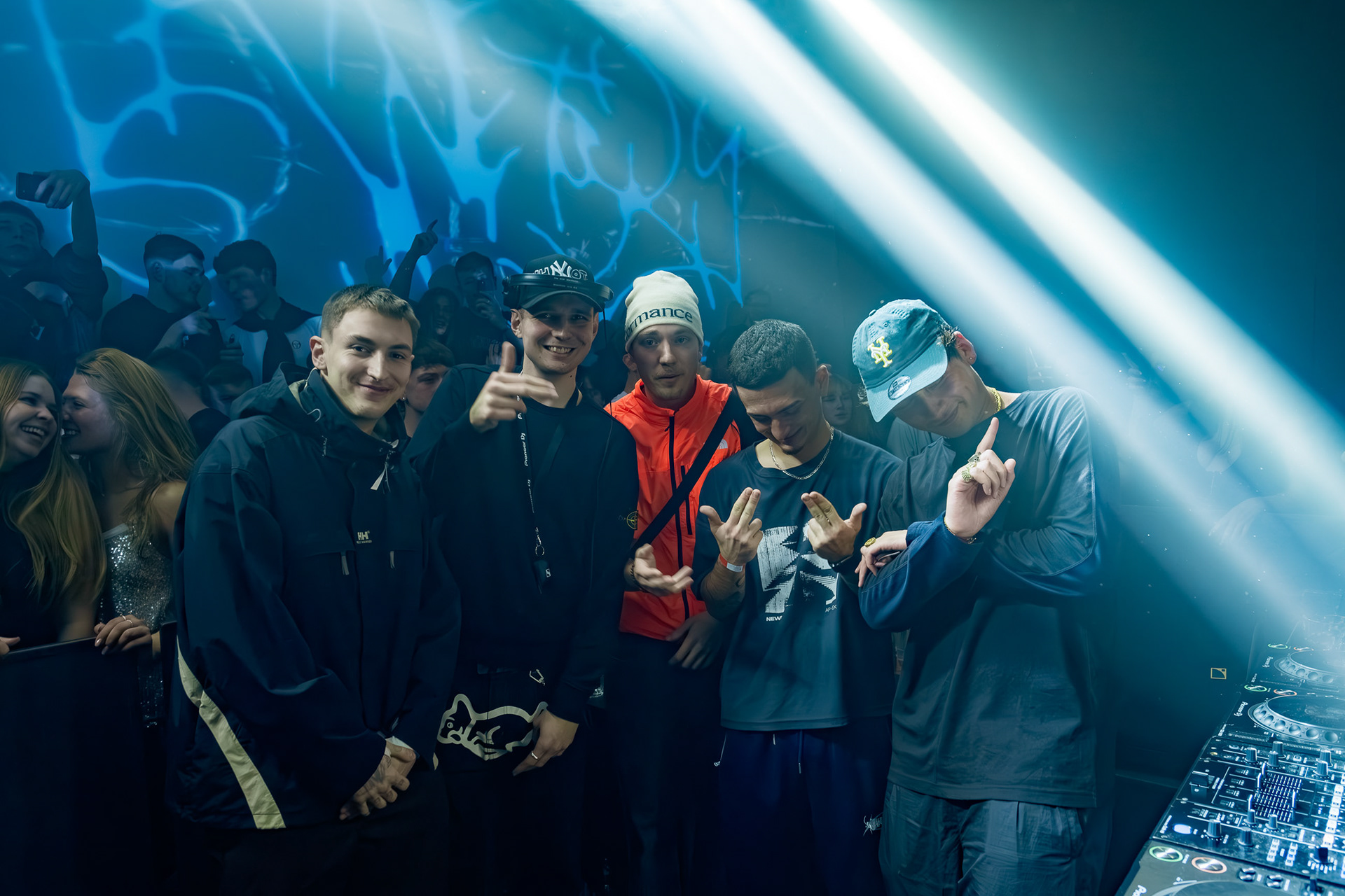 FMLTHRPY &  Interplanetary Criminal