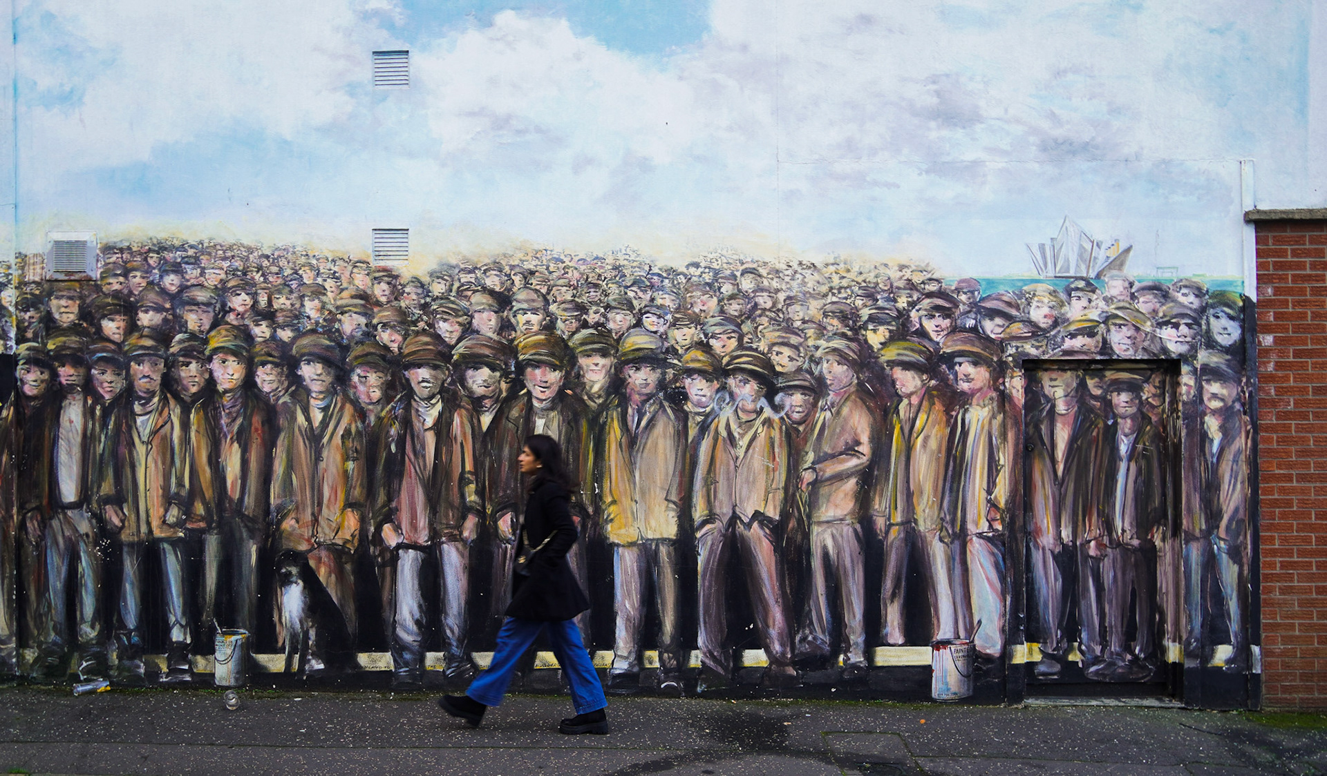 Mural dedicated to workers who built the Titanic
