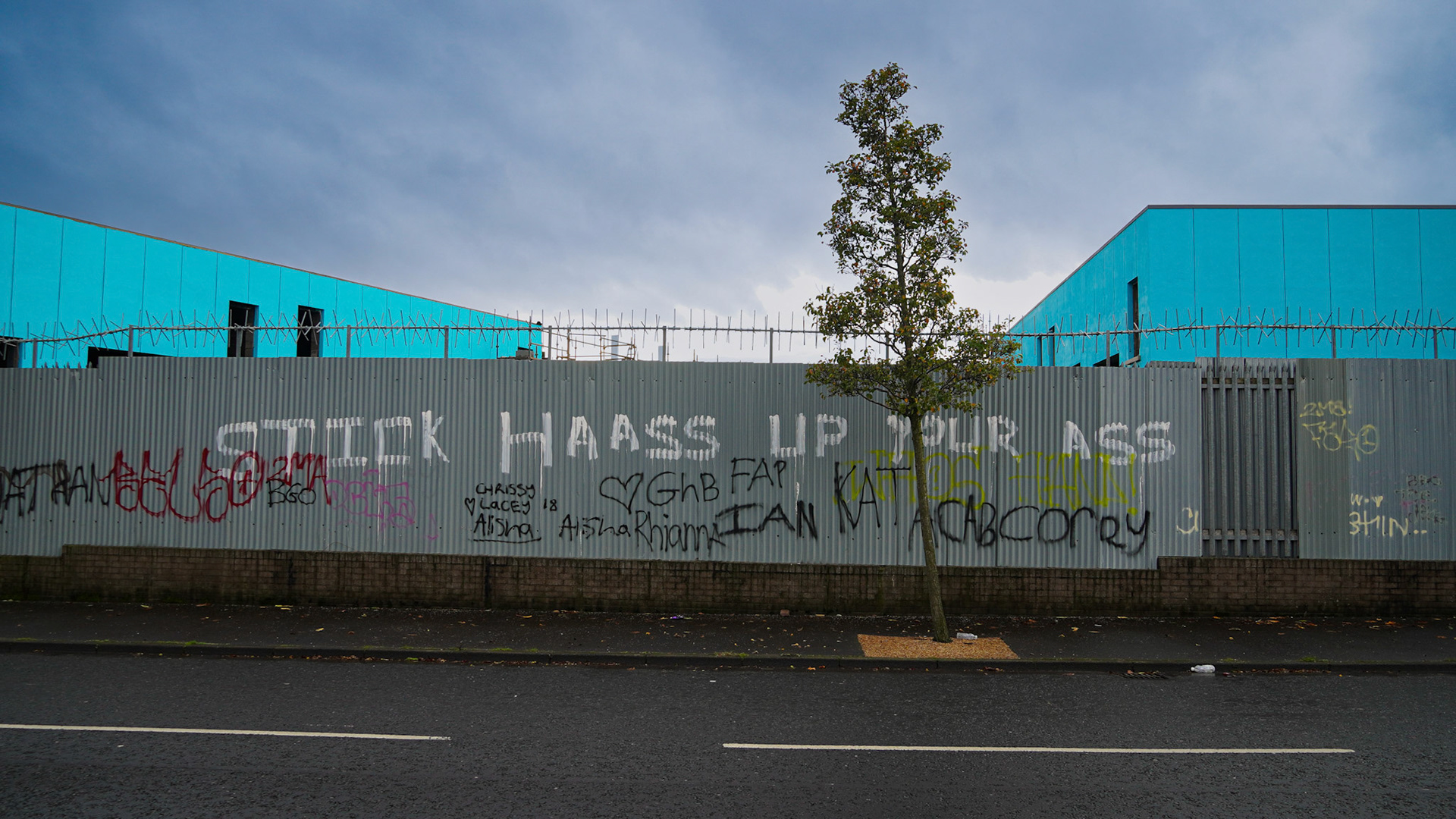 Message on the Peace Wall