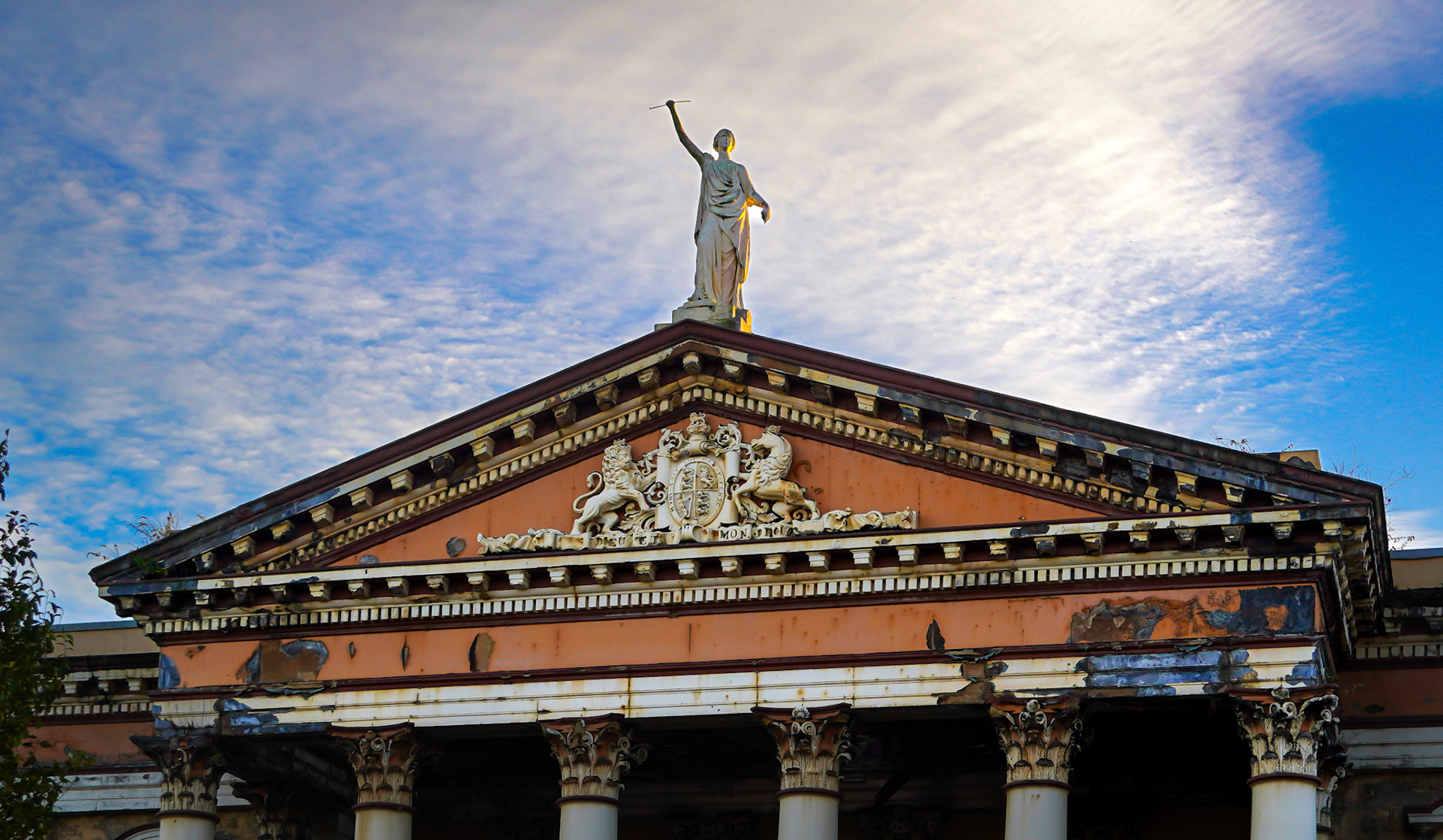 Abandoned court house in Belfast