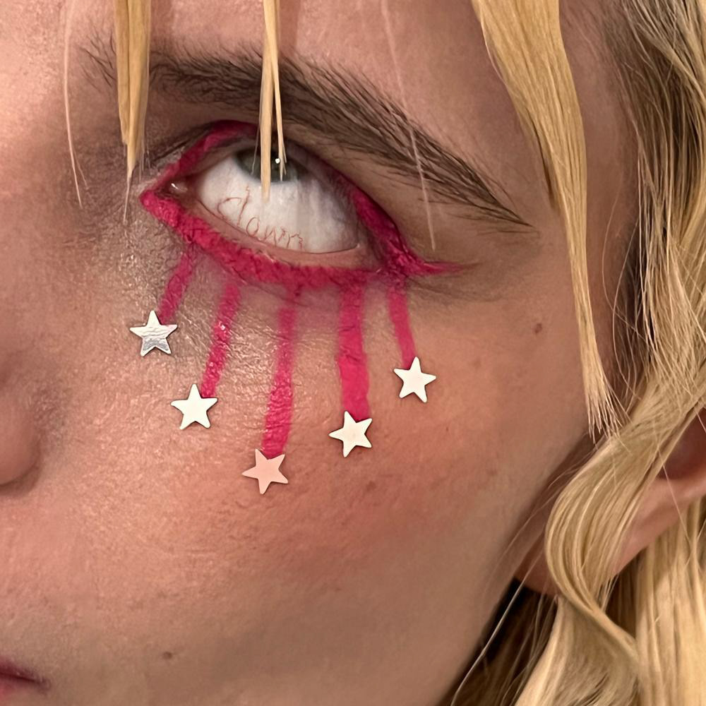 Clown (Single)
