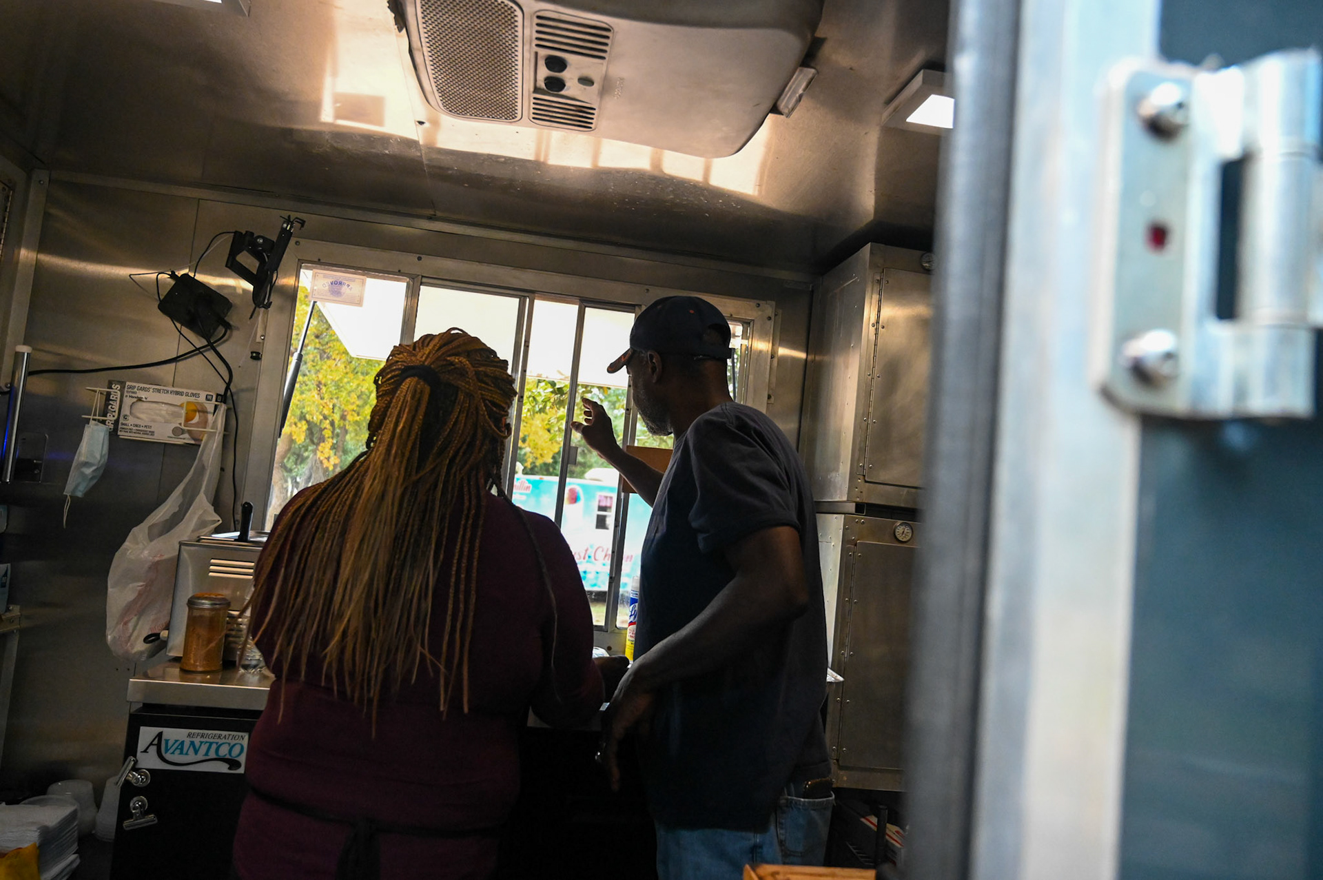 OG’s Barbeque is run by pitmaster Orie King and his wife, Glenda. Along with brisket and sausage, the truck serves banana pudding and peach cobbler for dessert. Shot for Community Impact.