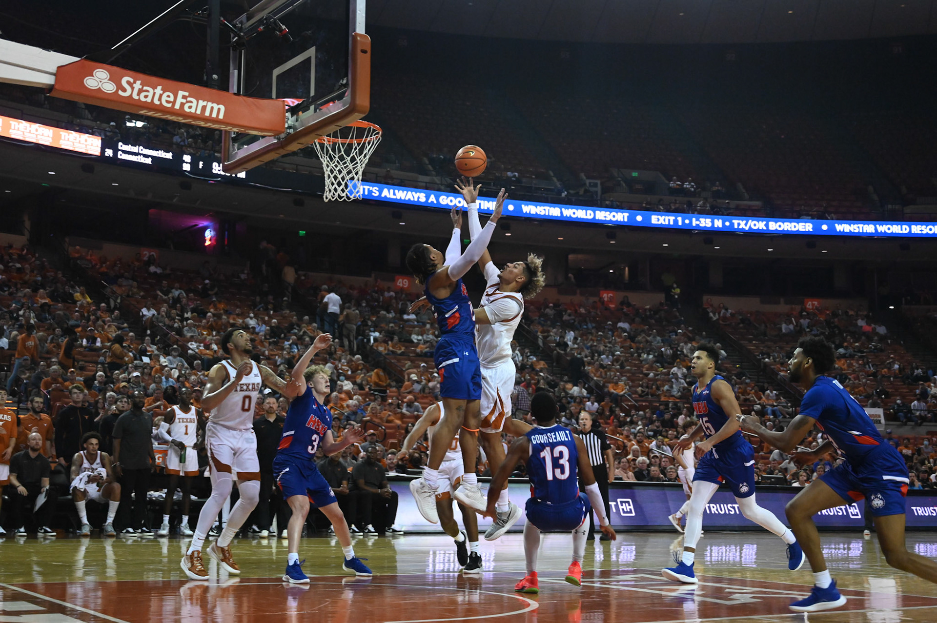 Junior forward Tre Mitchell shoots the basketball in Texas’ 92-48 victory over Houston Baptist on November 9, 2021, at the Frank Erwin Center.