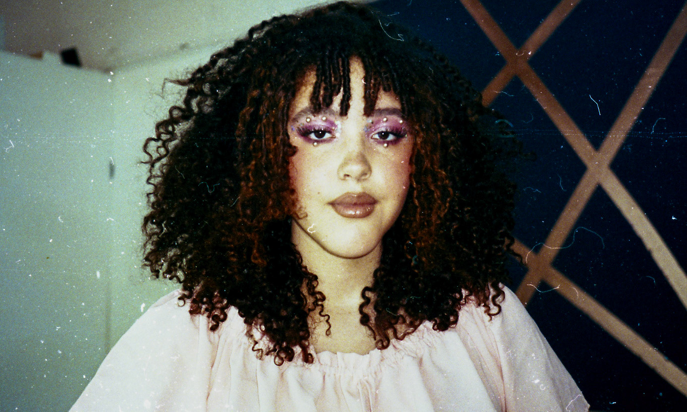 Chloe on set for SZA's Prom original music video for Ezzah's Orenda (now Hazze) Magazine.