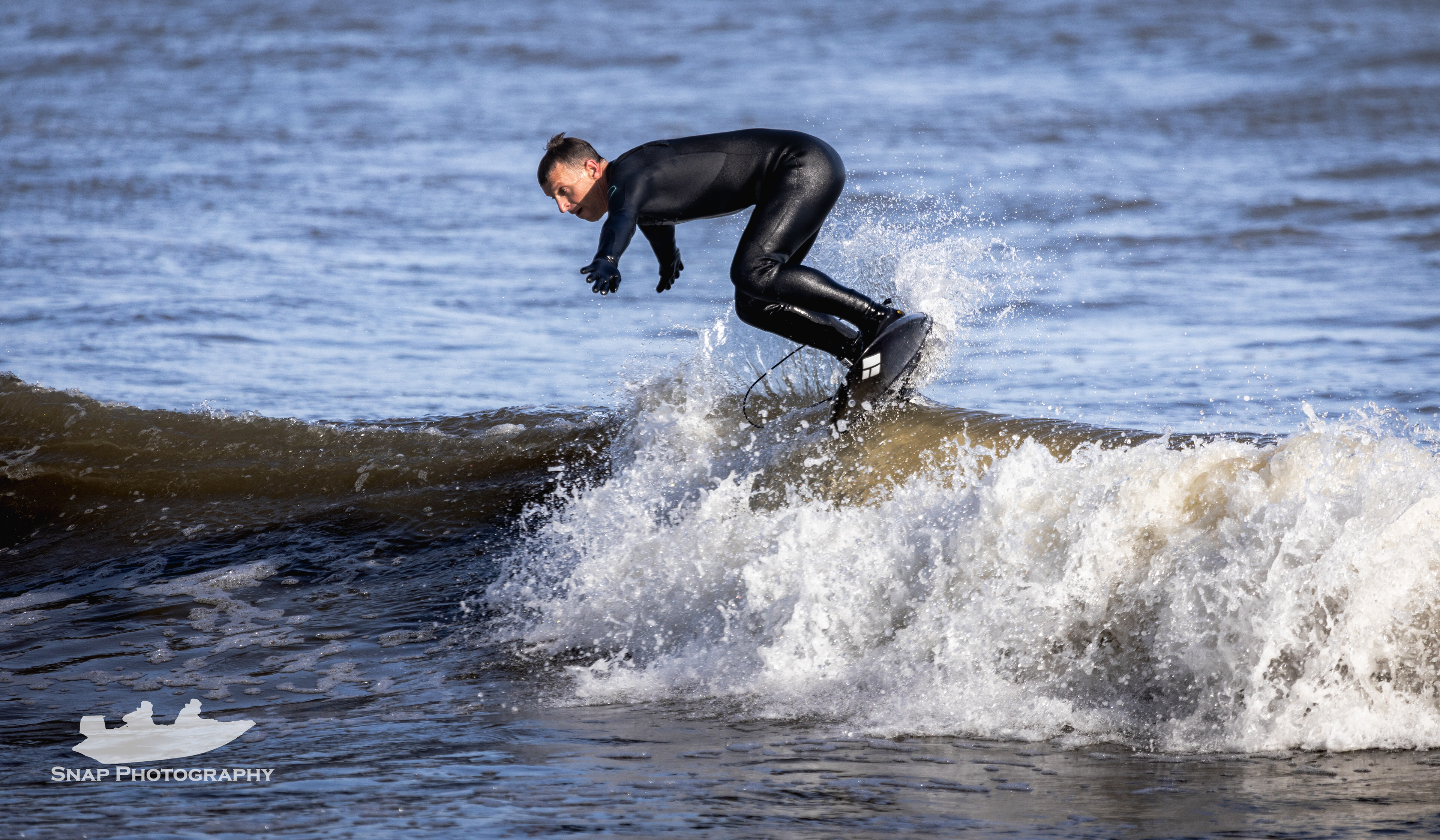 Foil surfing at Avon beach