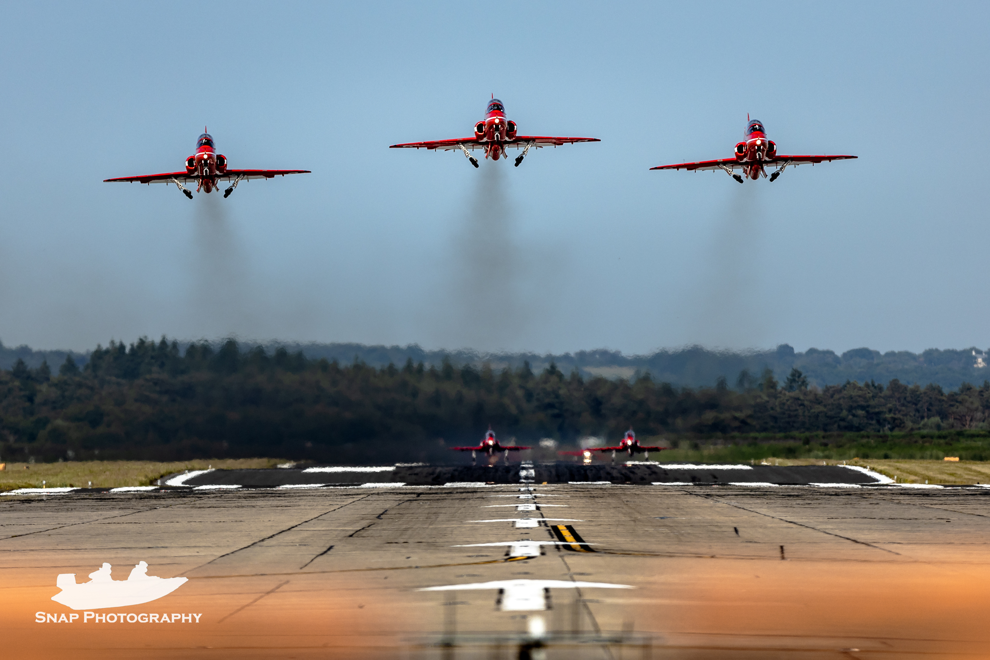 Red Arrows leaving BOH for the isle of Wight festival 