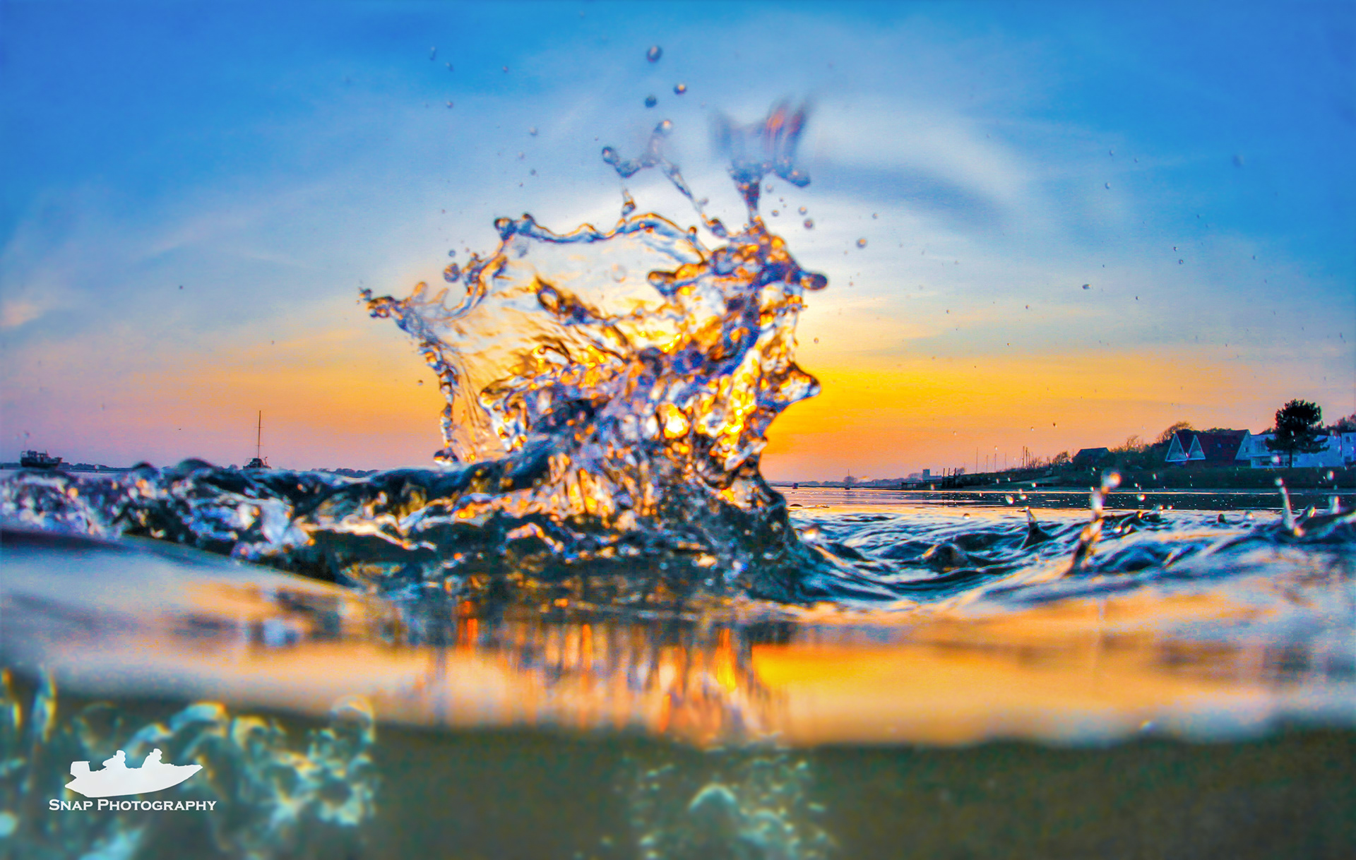 Sunset splash